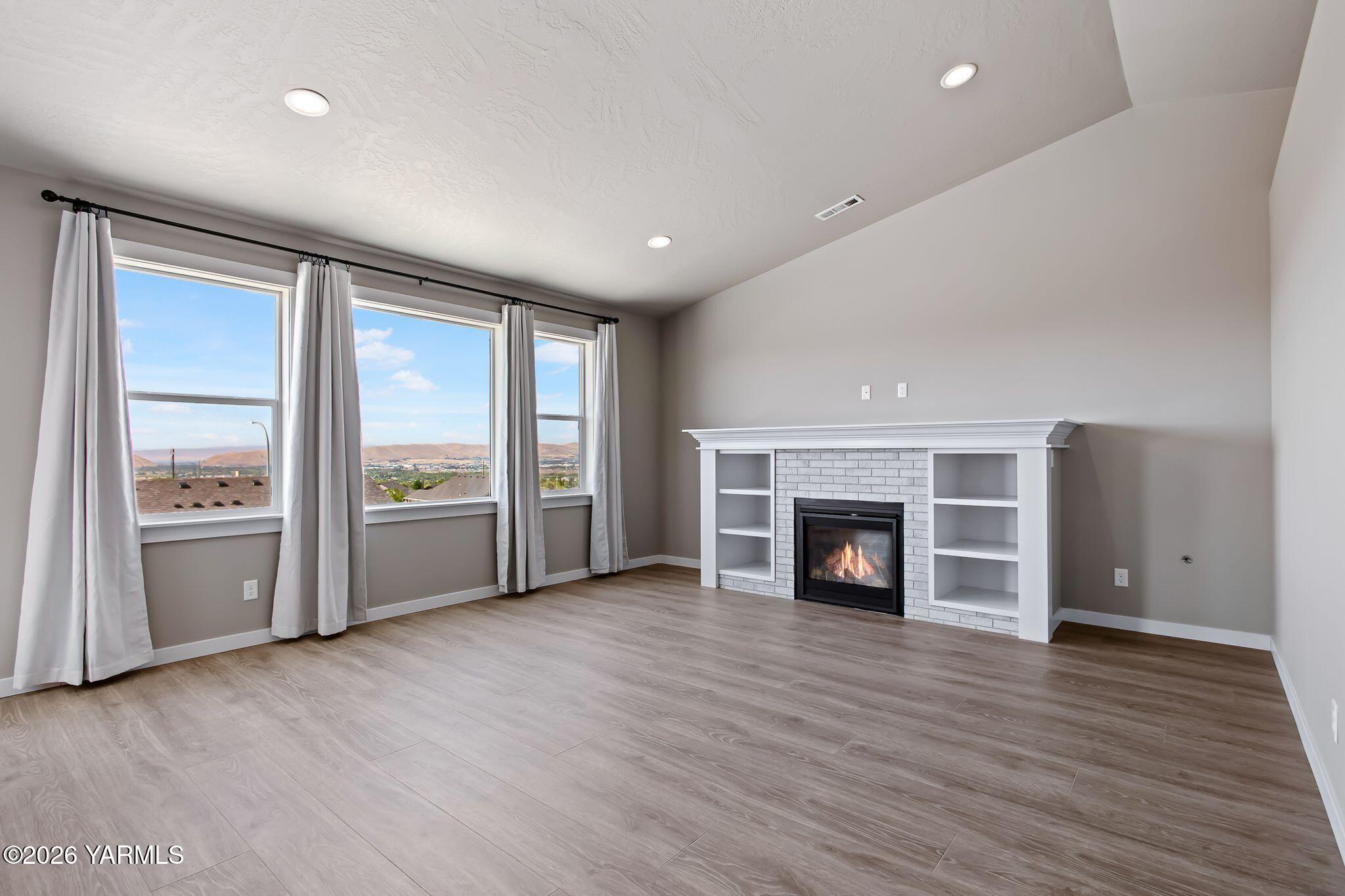 5406 Wildrye Lp
