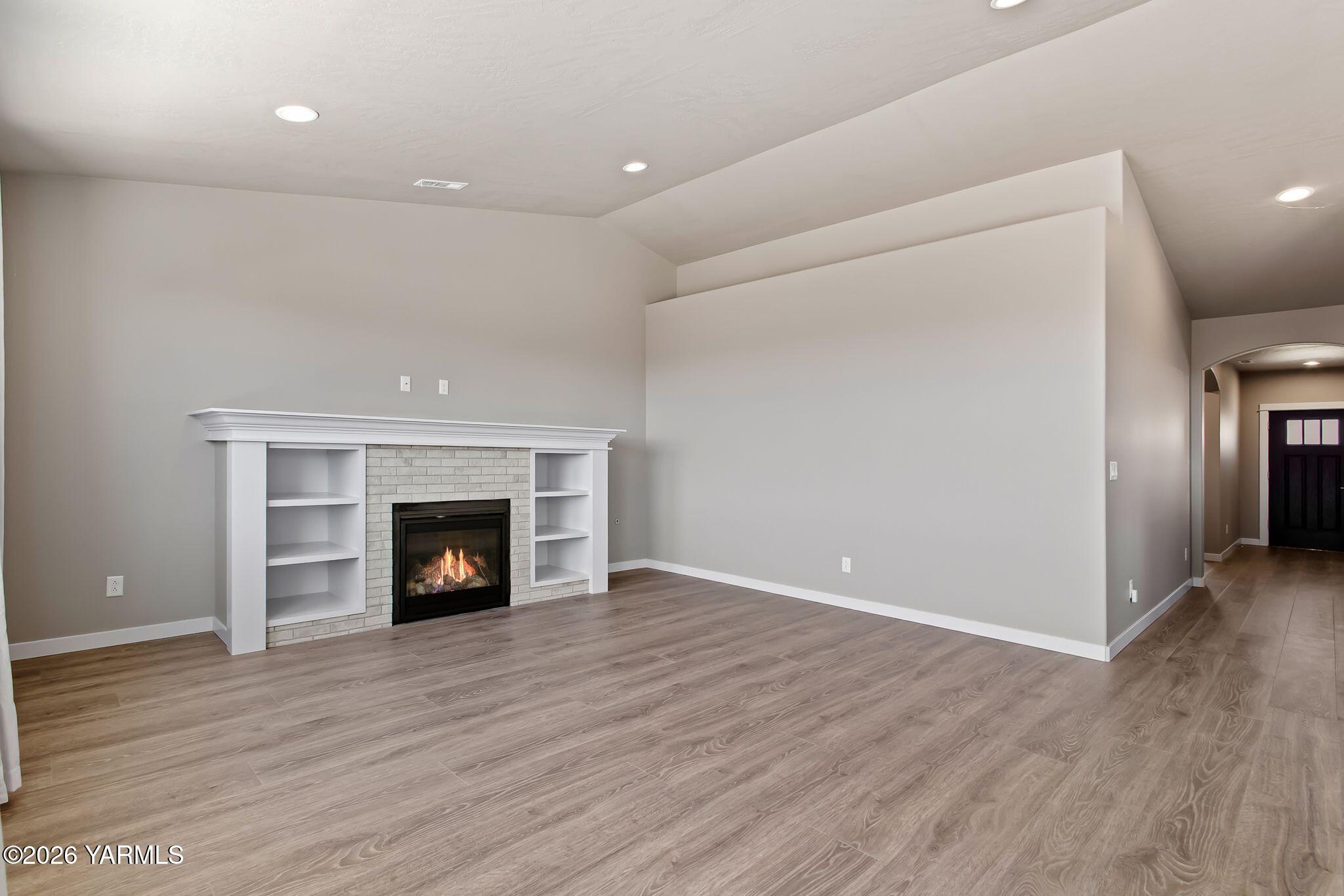 5406 Wildrye Lp
