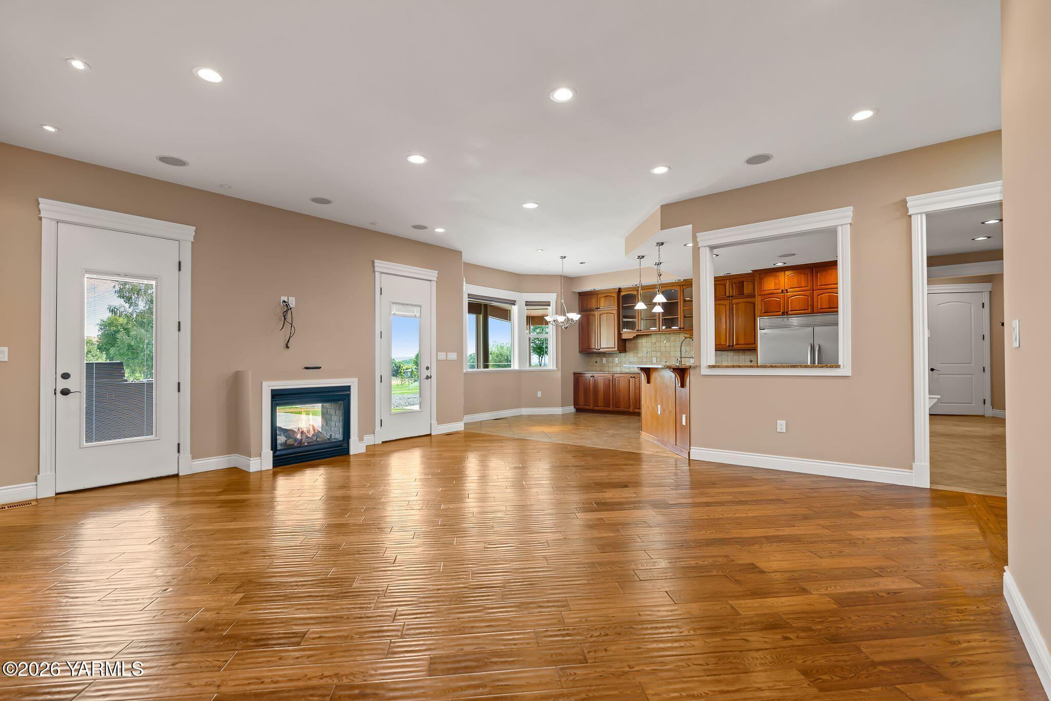 15107 Tieton Dr