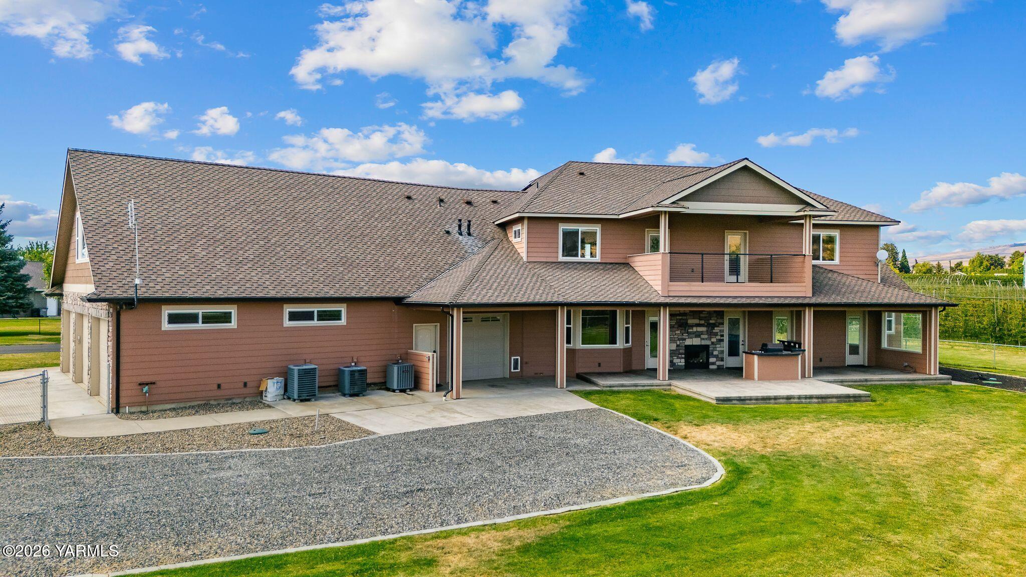 15107 Tieton Dr