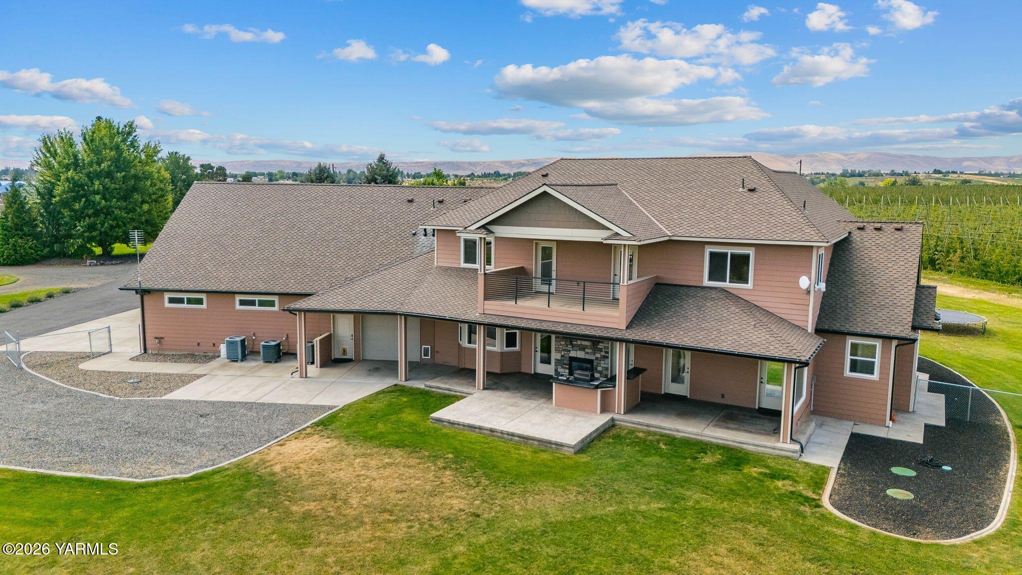 15107 Tieton Dr