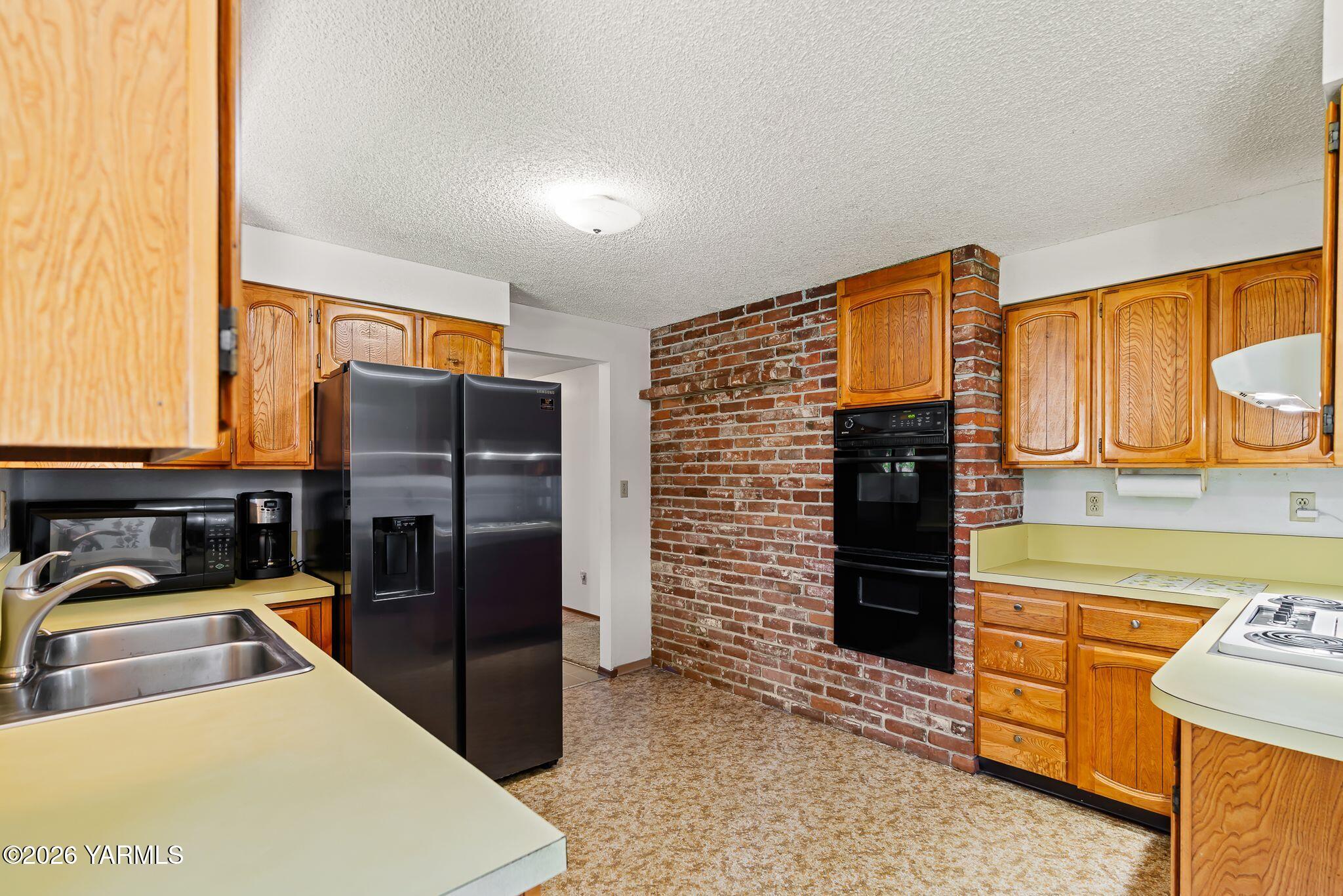 2311 McCullough Rd