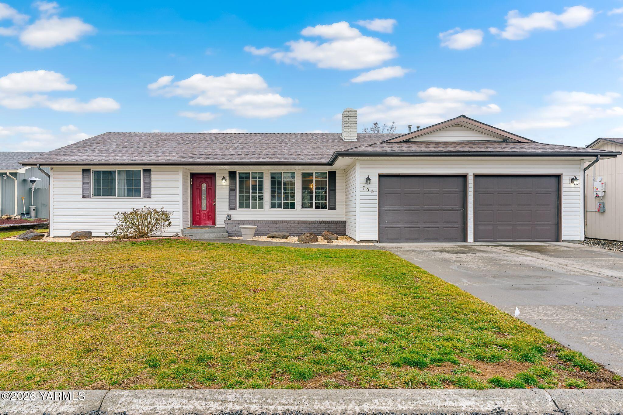 703 Leann Pl
