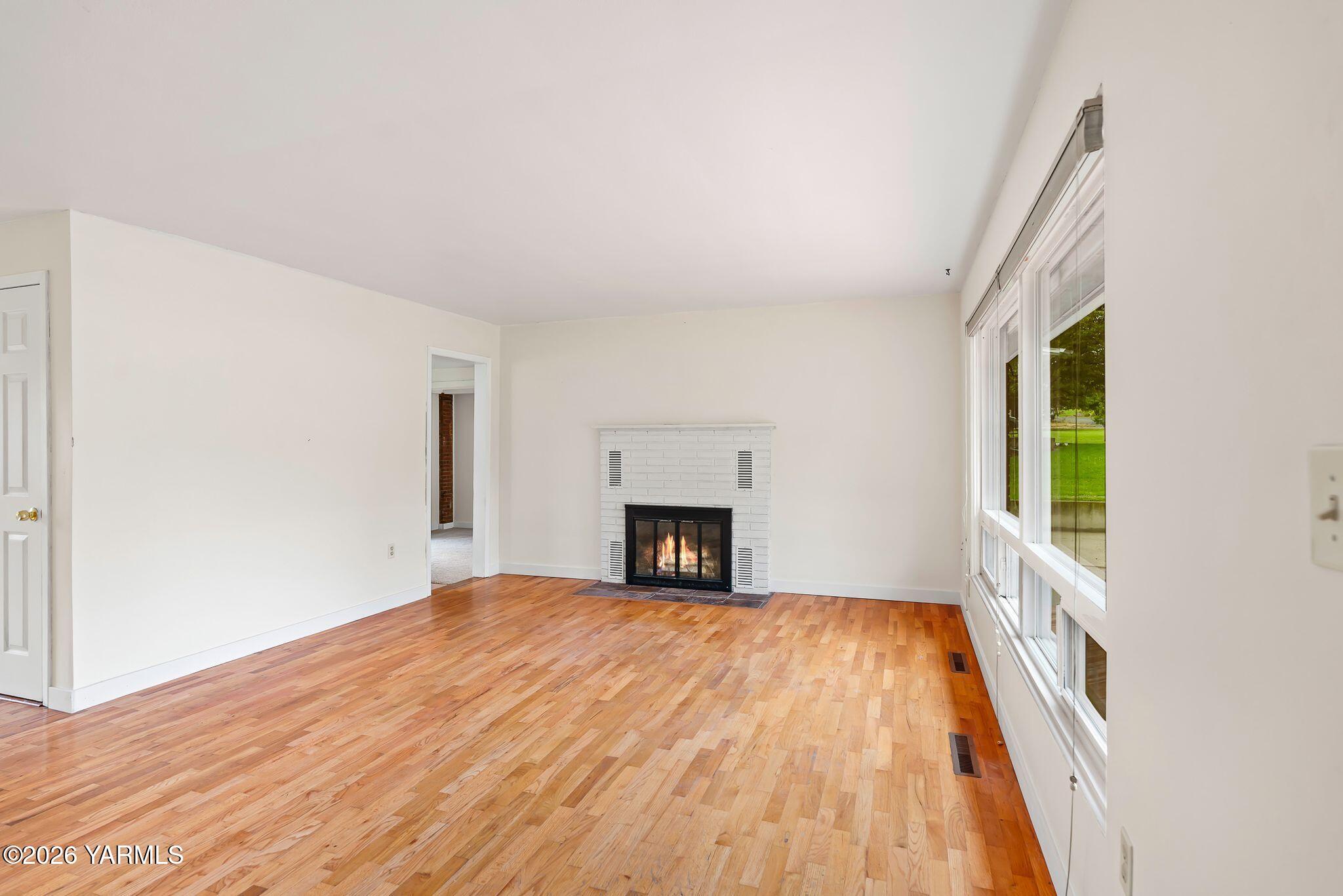 309 N 26th Ave