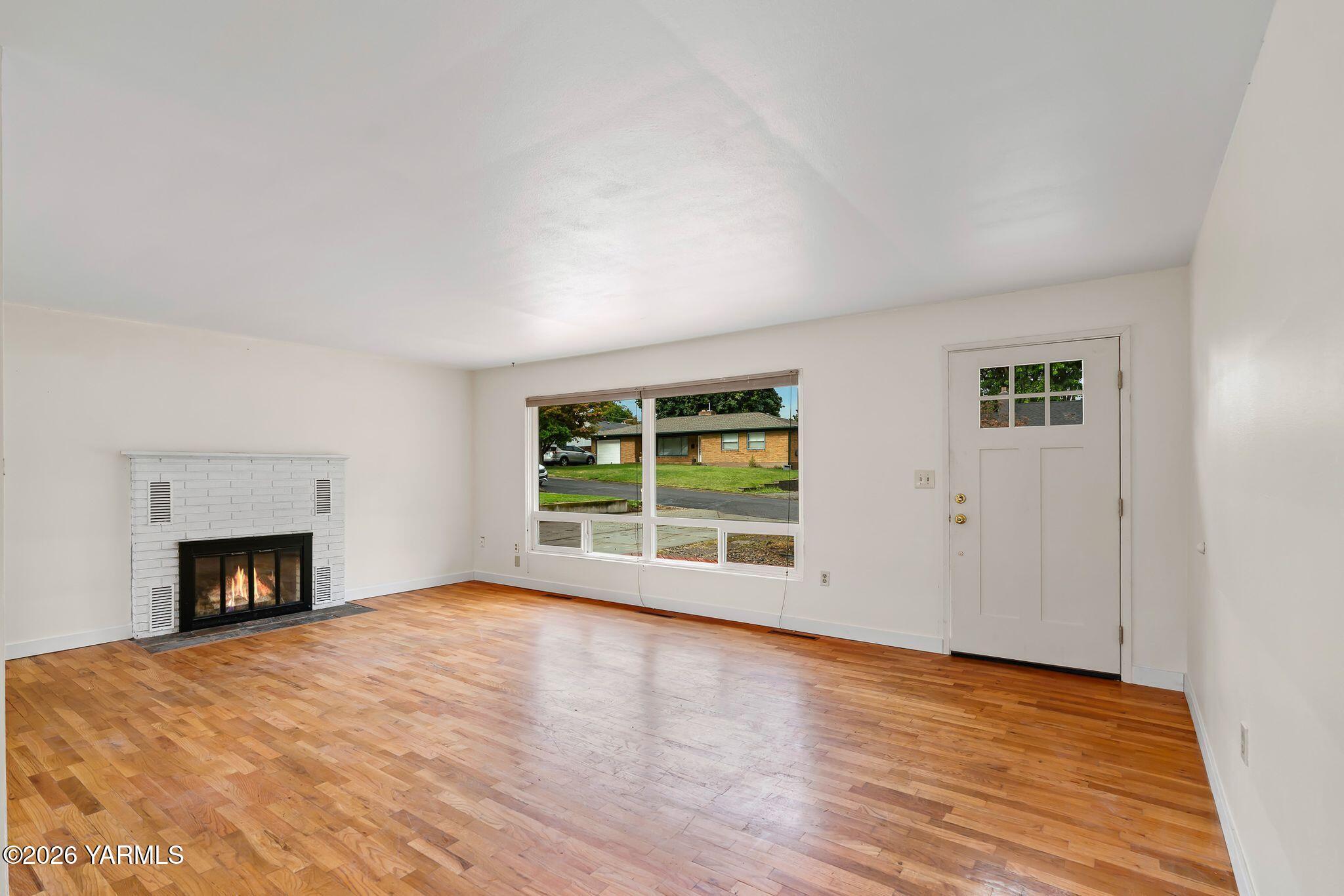 309 N 26th Ave