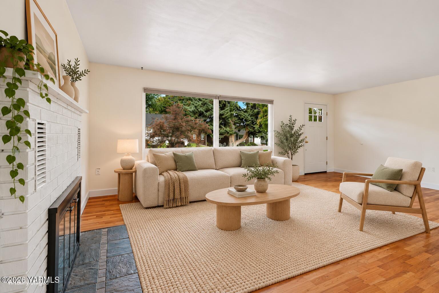 309 N 26th Ave