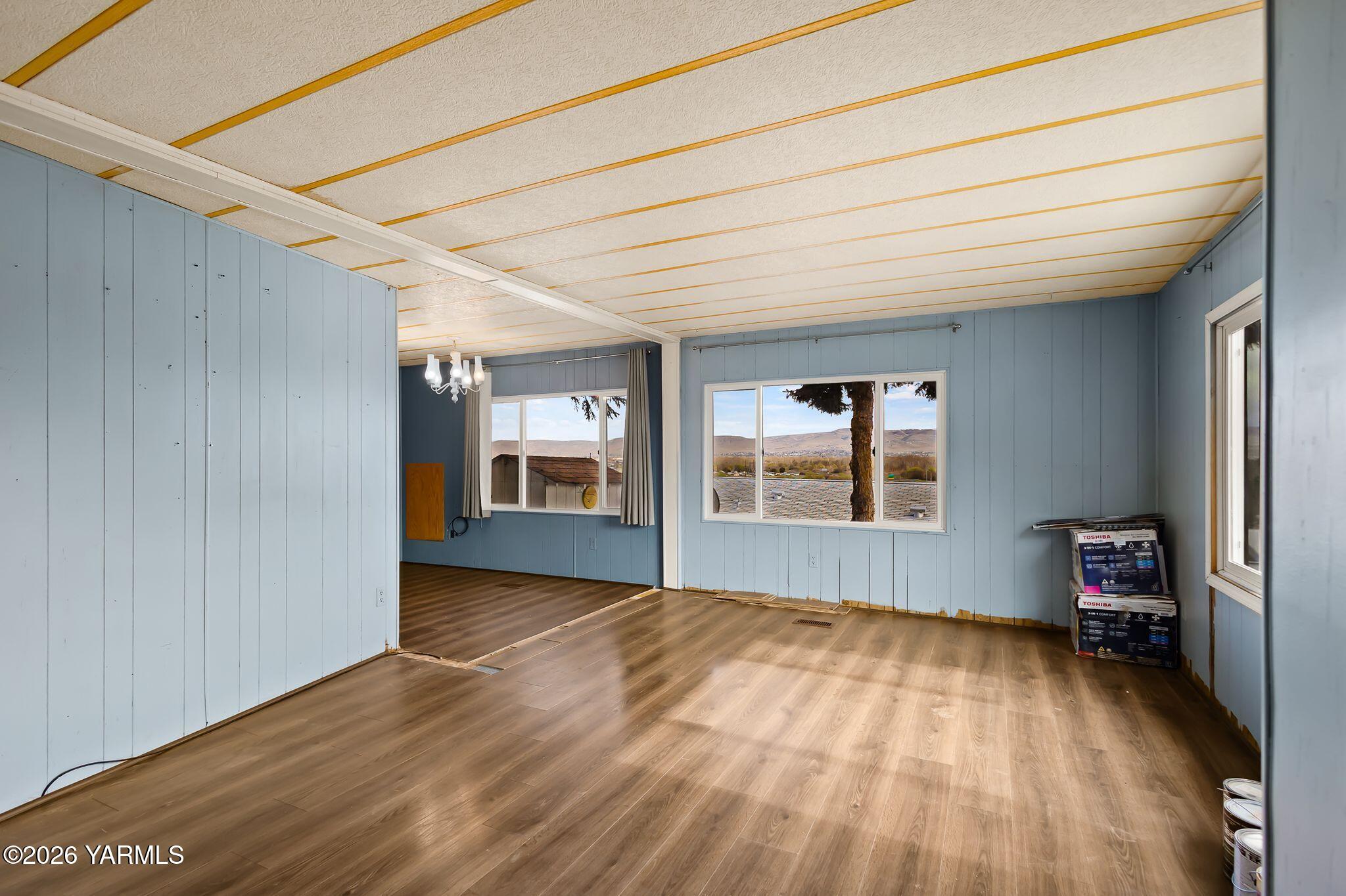 26 Leisure Hill Rd