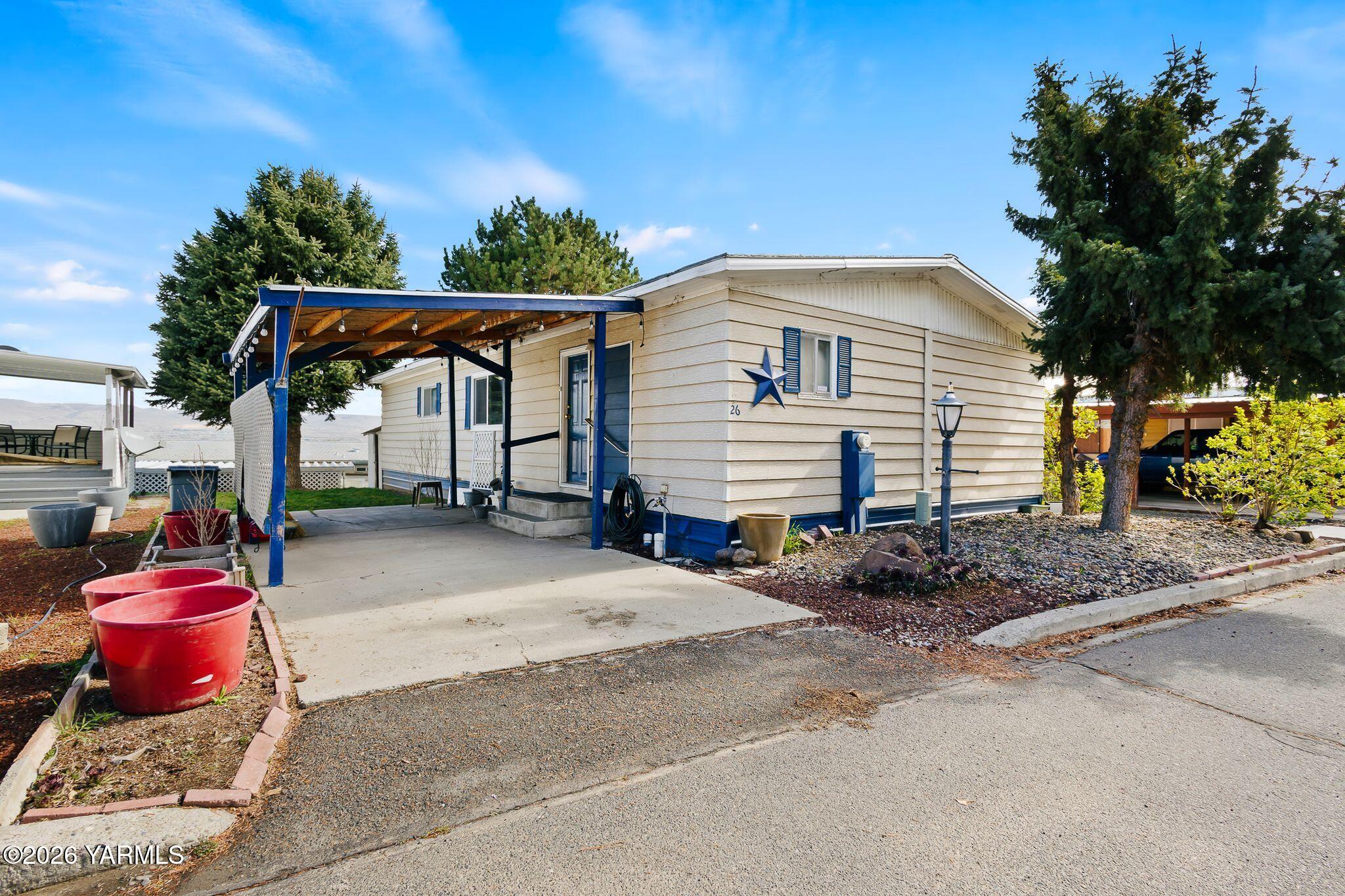 26 Leisure Hill Rd