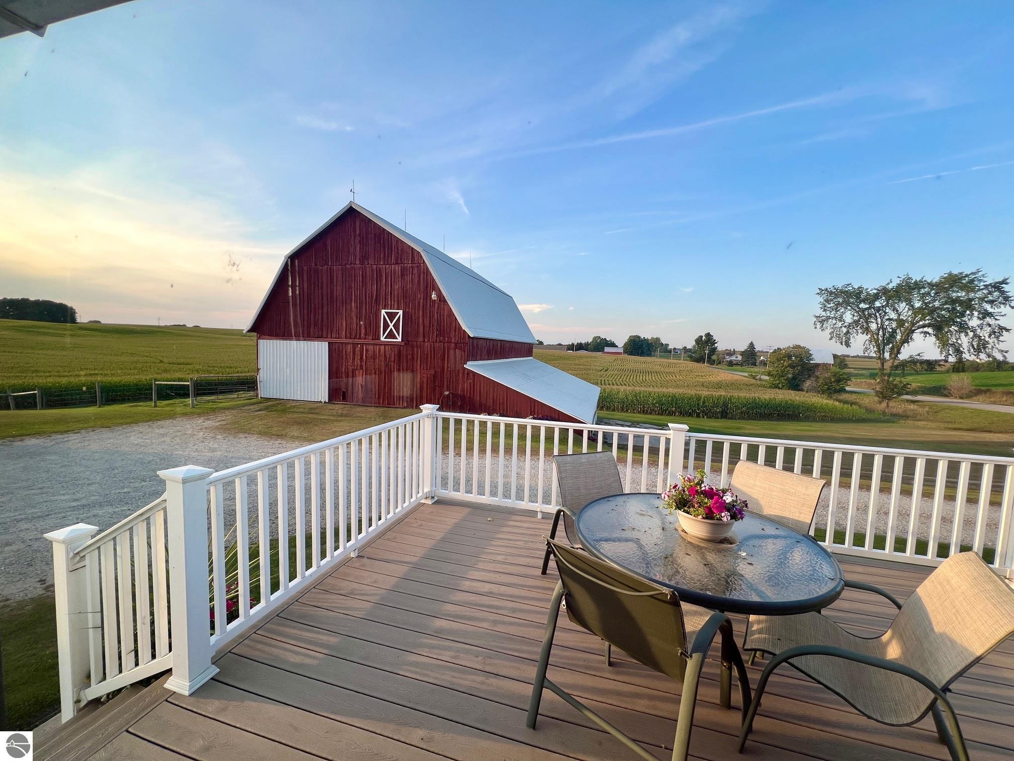 10290 S Green Road, McBain