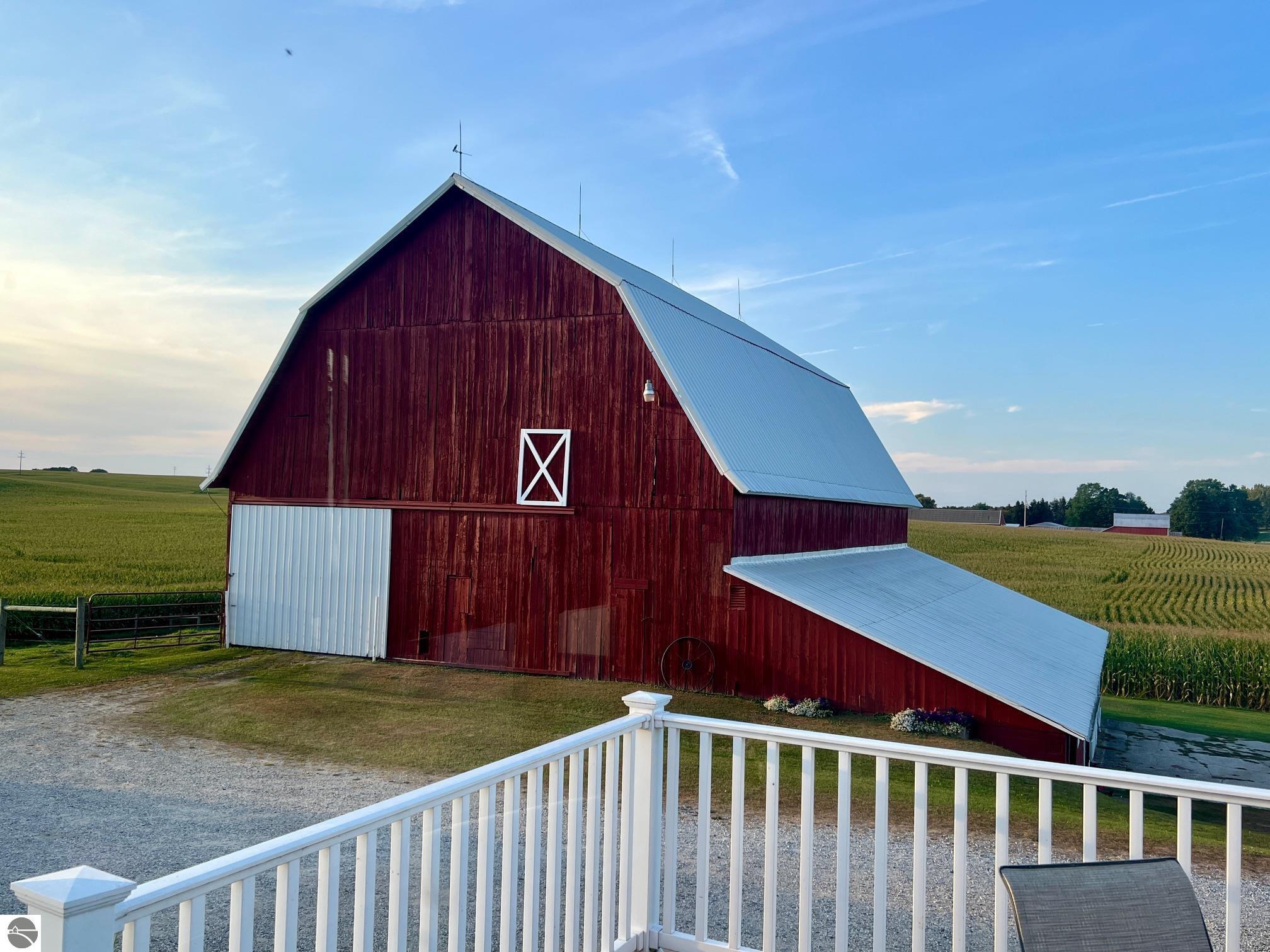 10290 S Green Road, McBain