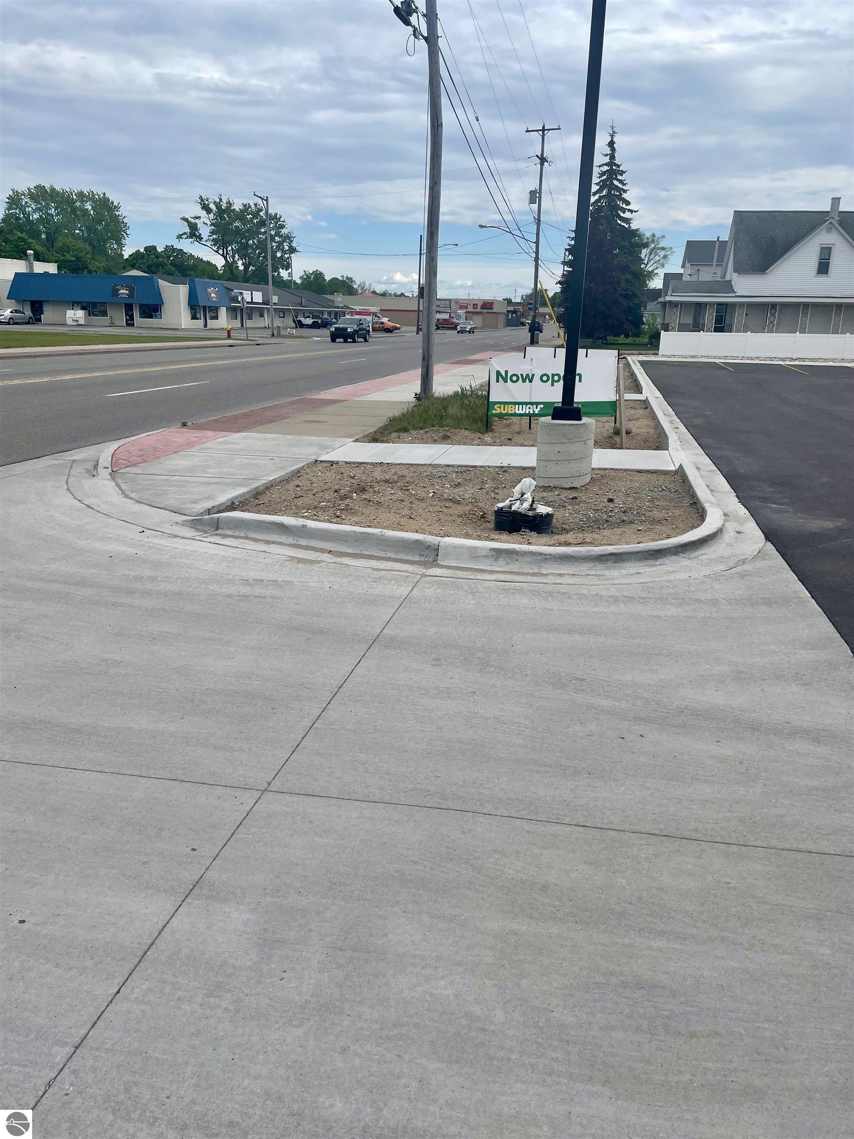 903 N Mitchell Street Suite B