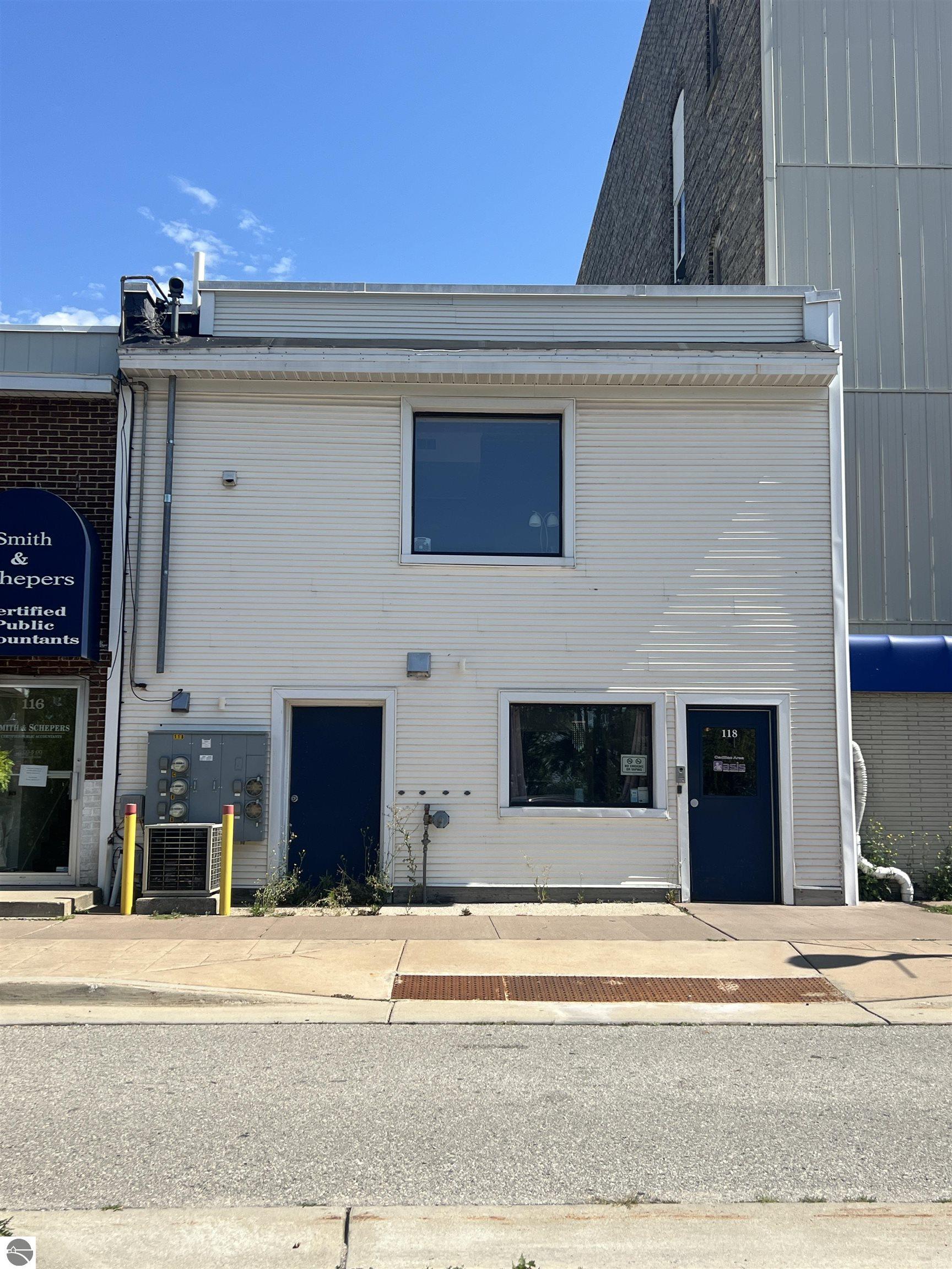 118 S Mitchell Street