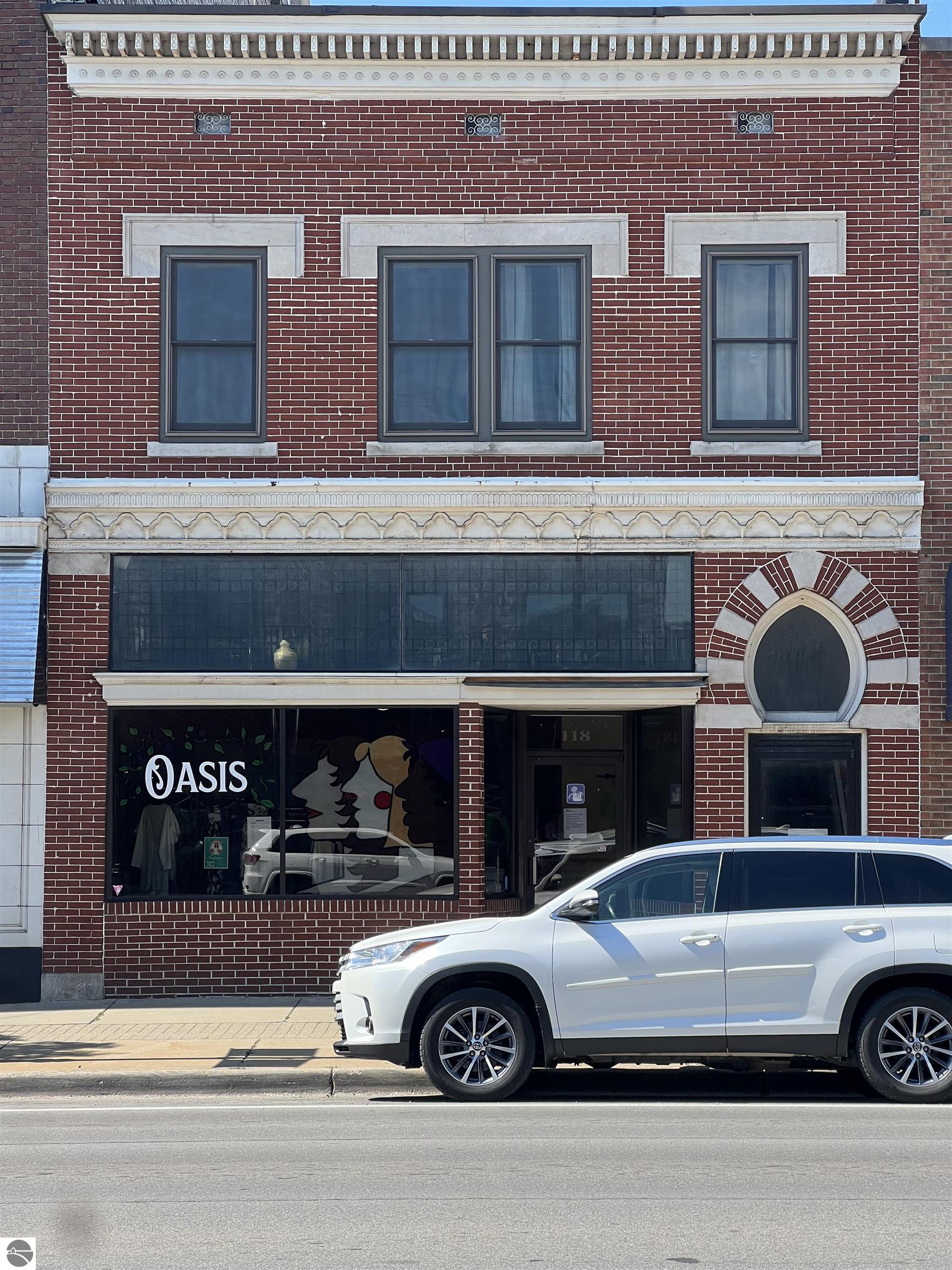 118 S Mitchell Street