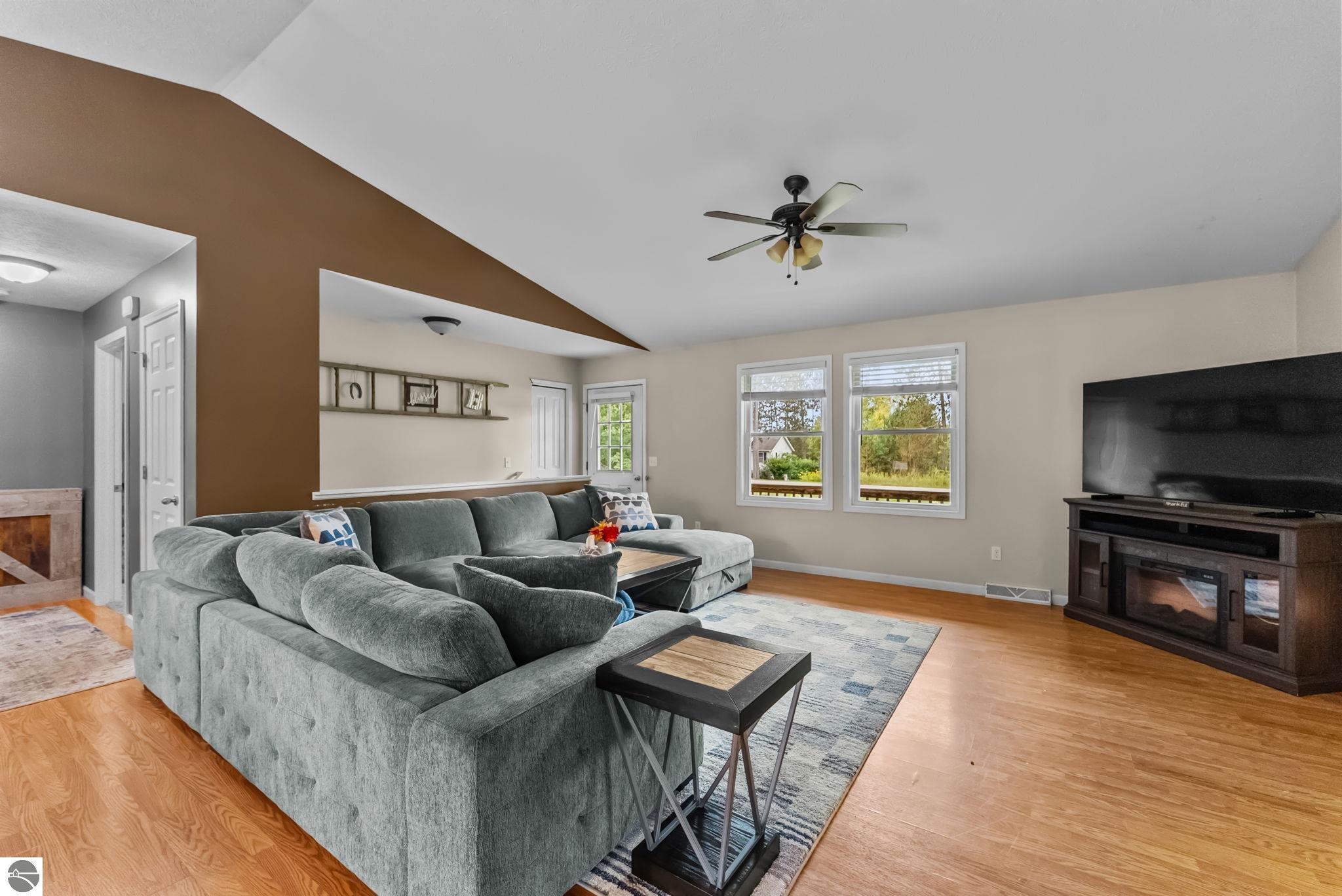 220 Pine Knob Drive