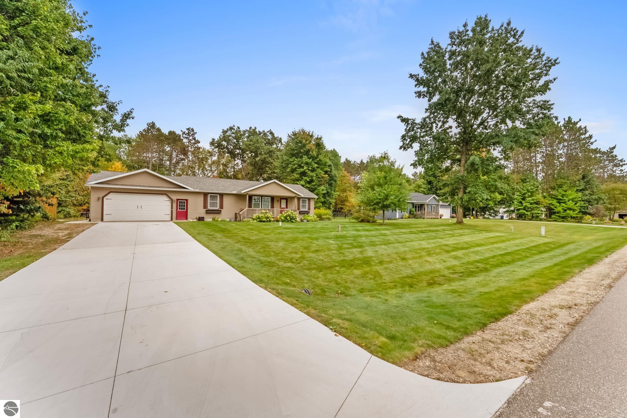 220 Pine Knob Drive