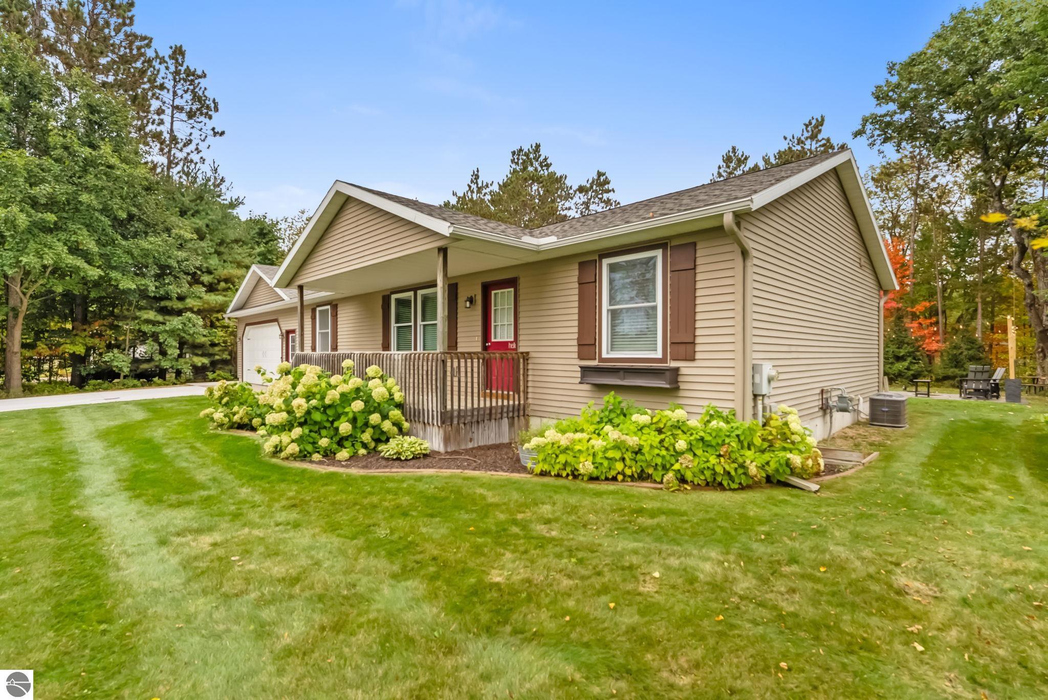 220 Pine Knob Drive