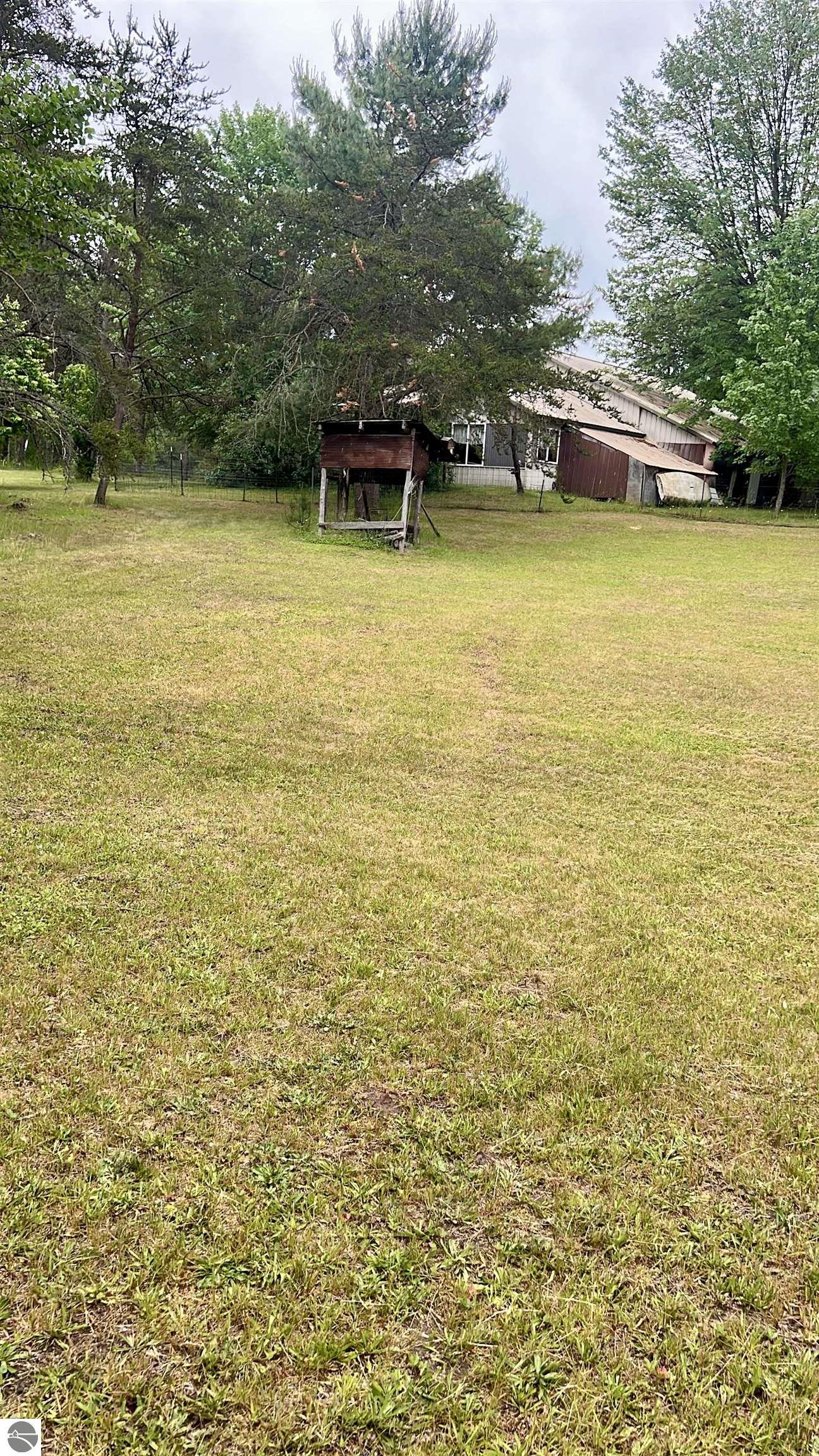 8536 E 5 Mile Road