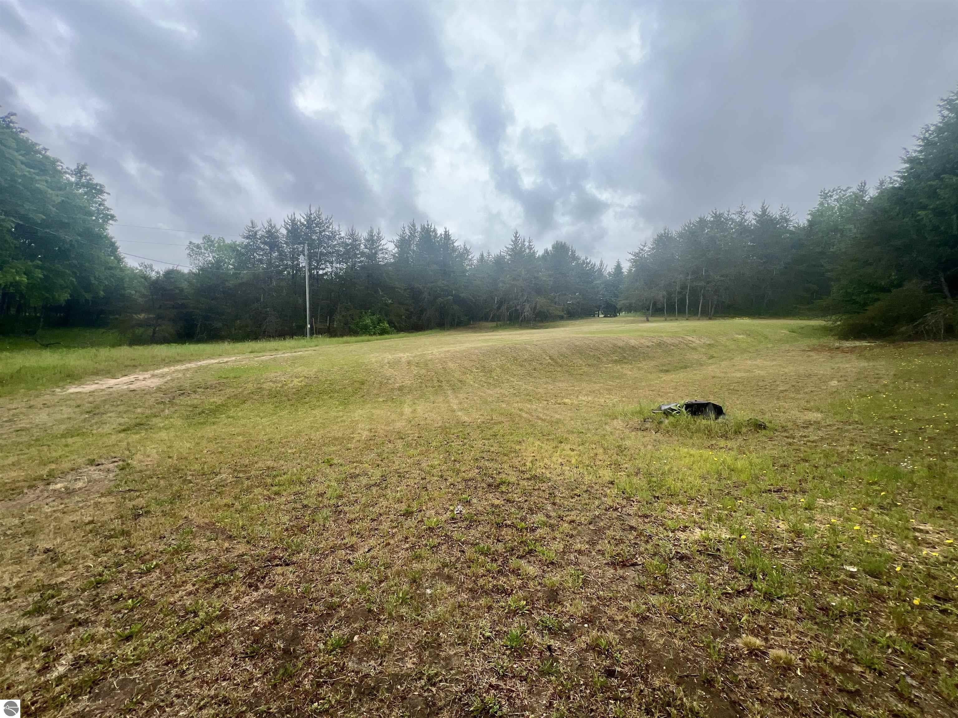8536 E 5 Mile Road