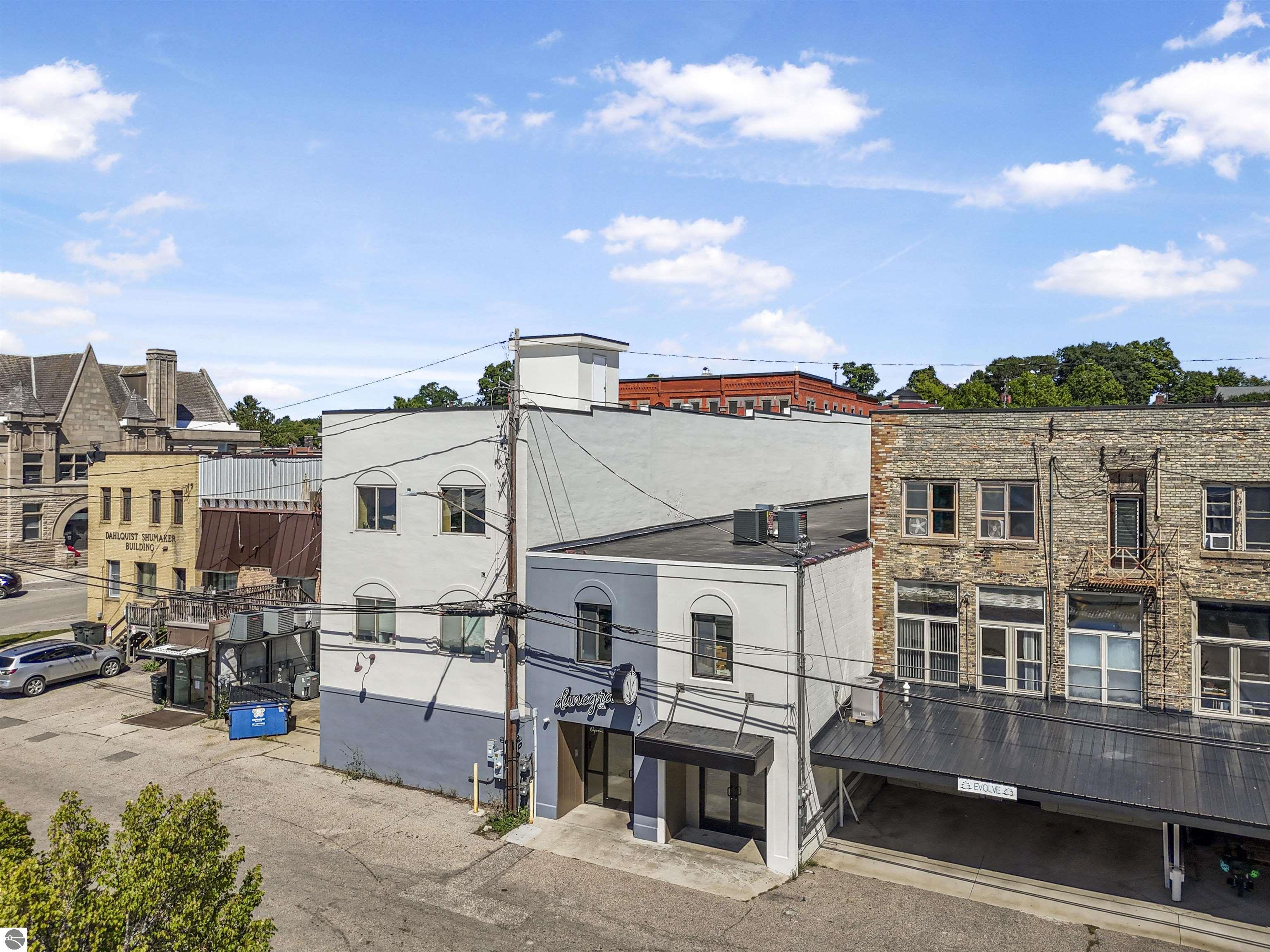 117 N Mitchell Street