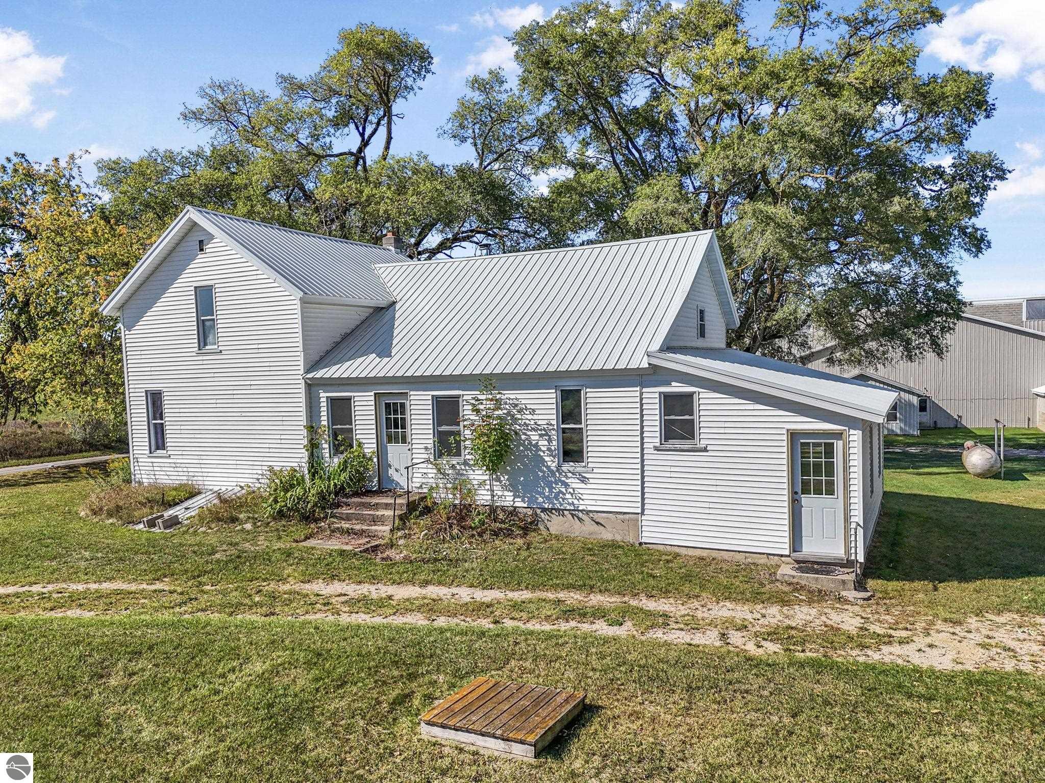 13402 3 Mile Road