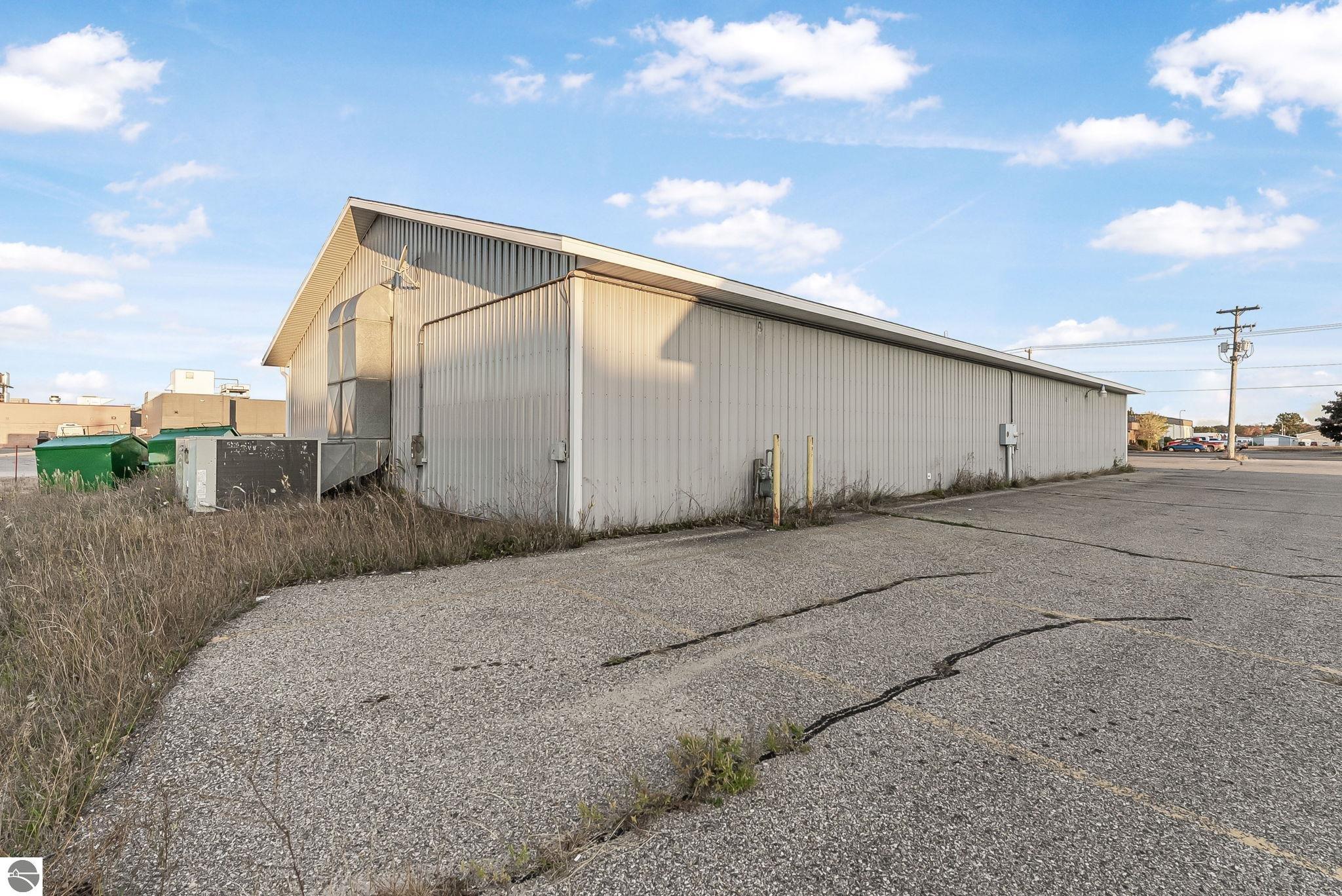 252 Bell Avenue, Cadillac