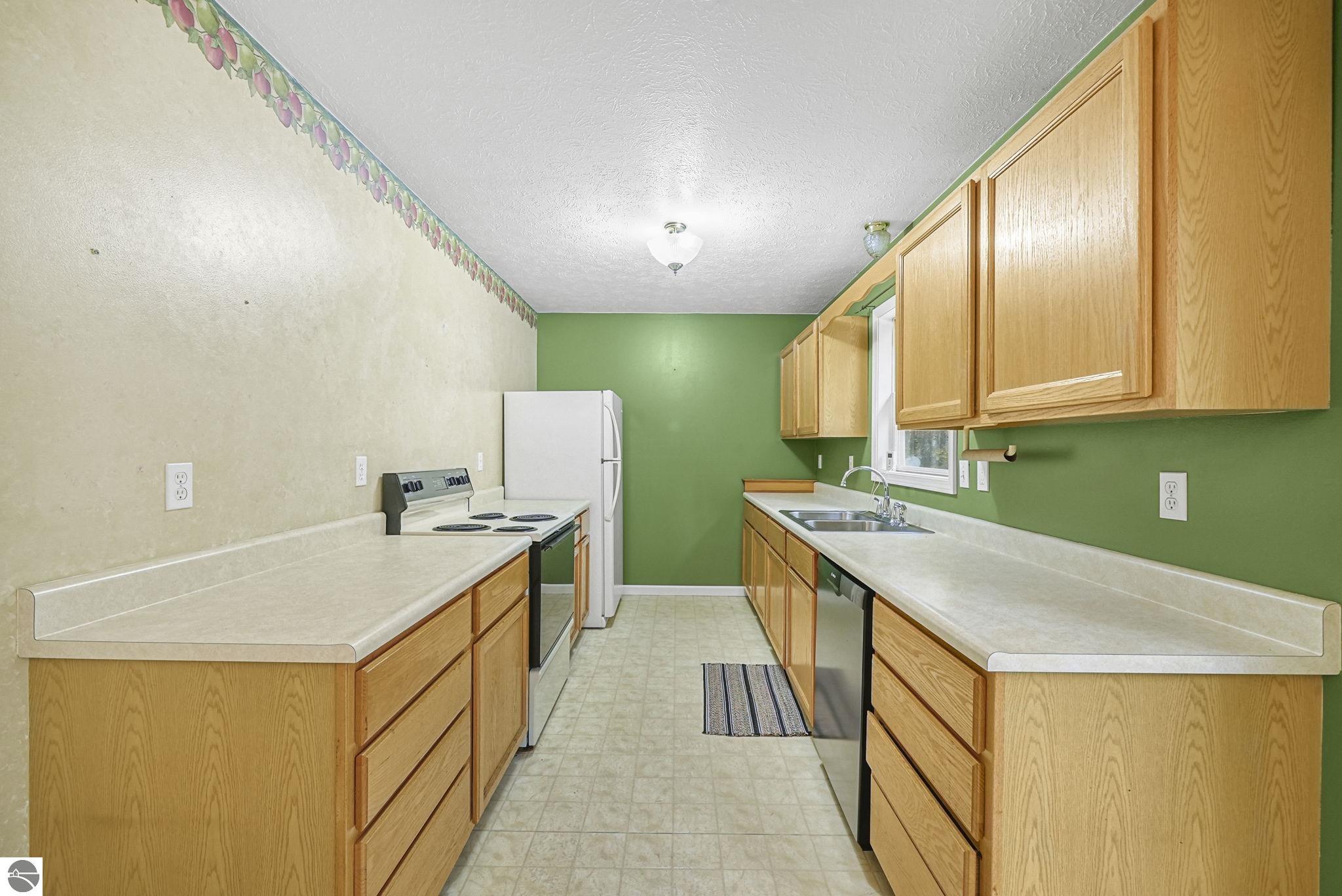 6483 W Falmouth Road, McBain