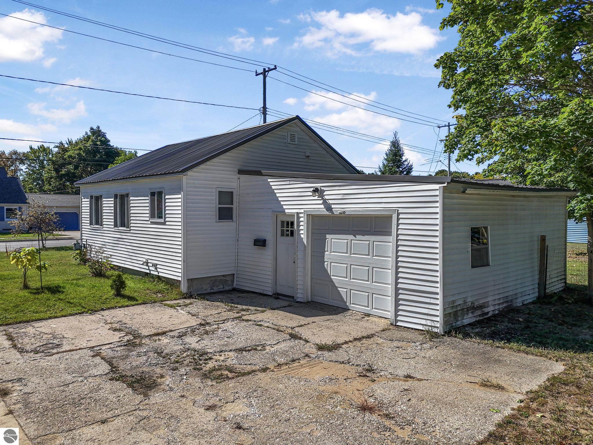 1402 Chestnut Street