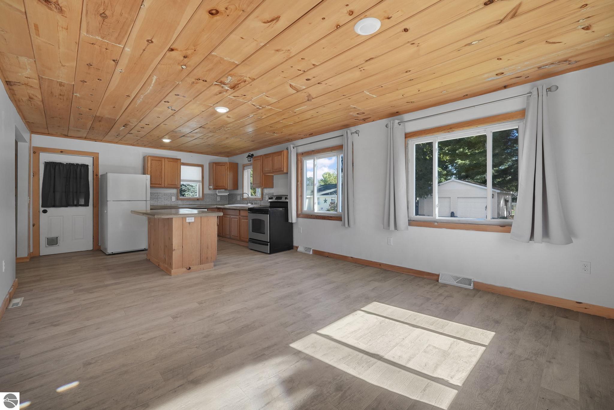 1402 Chestnut Street