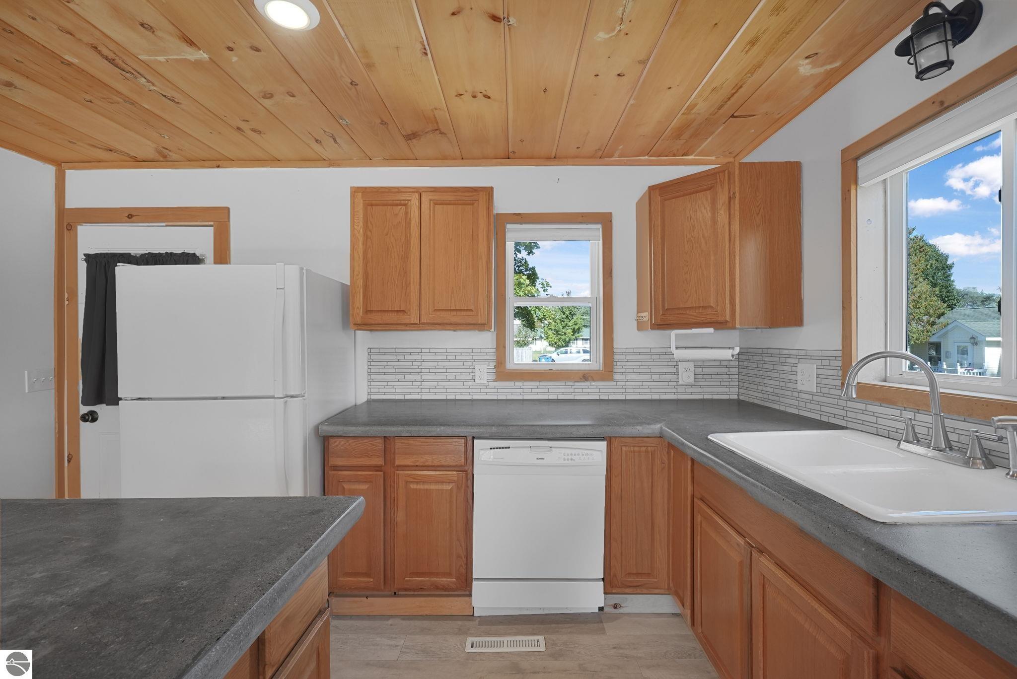 1402 Chestnut Street