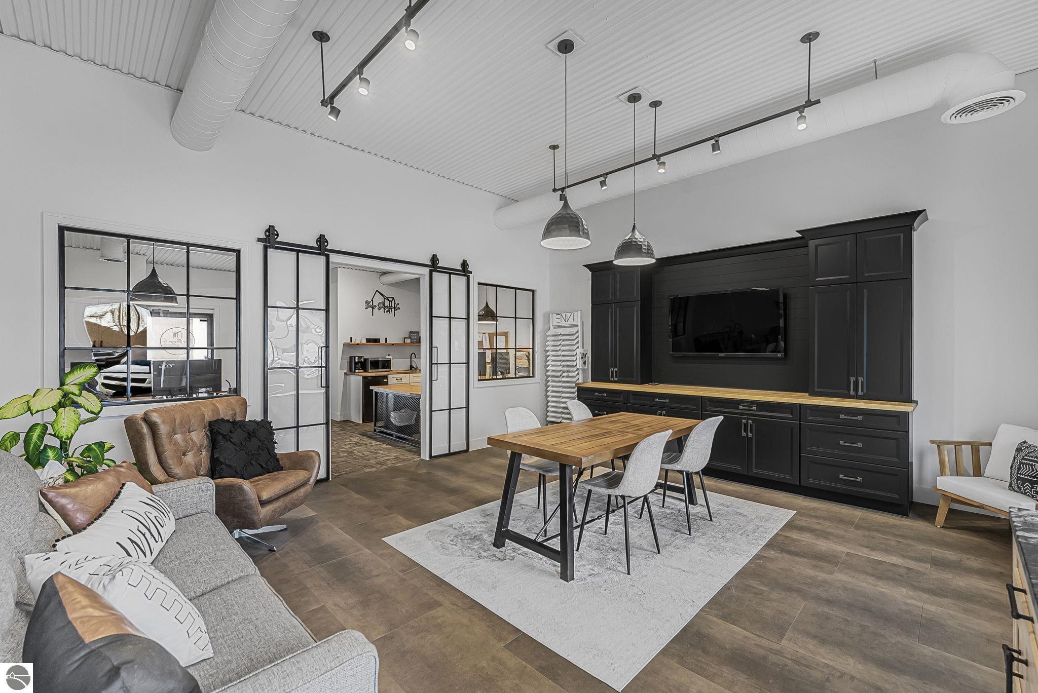 121 N Roland Street, McBain