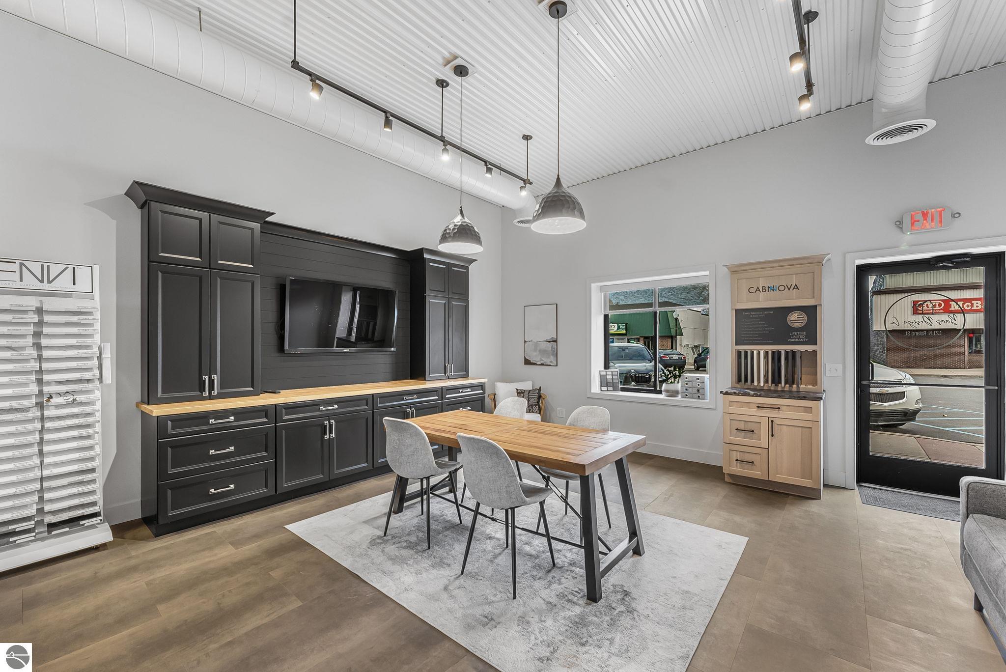 121 N Roland Street, McBain