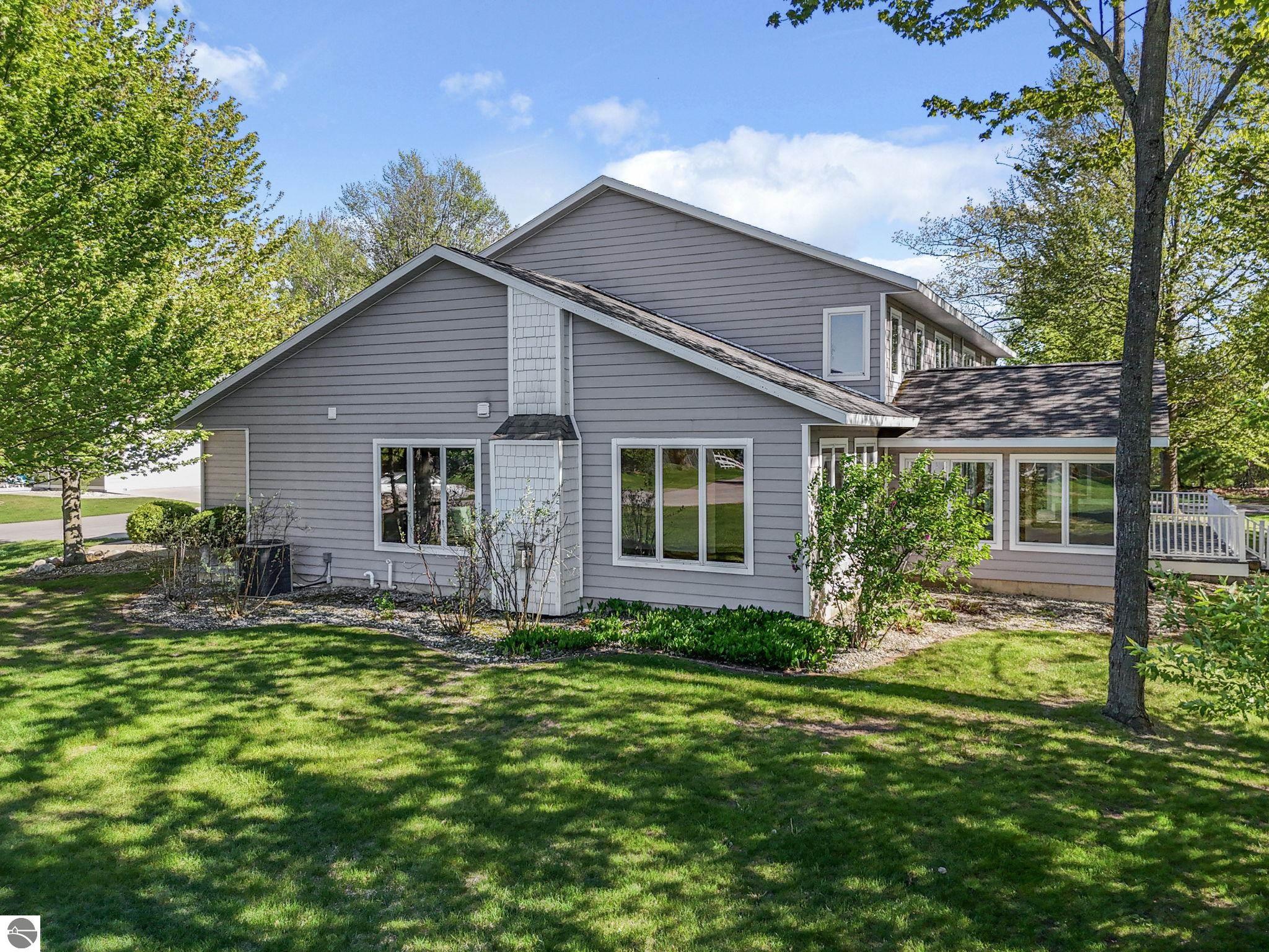 118 Davidsen Shores Drive # 17
