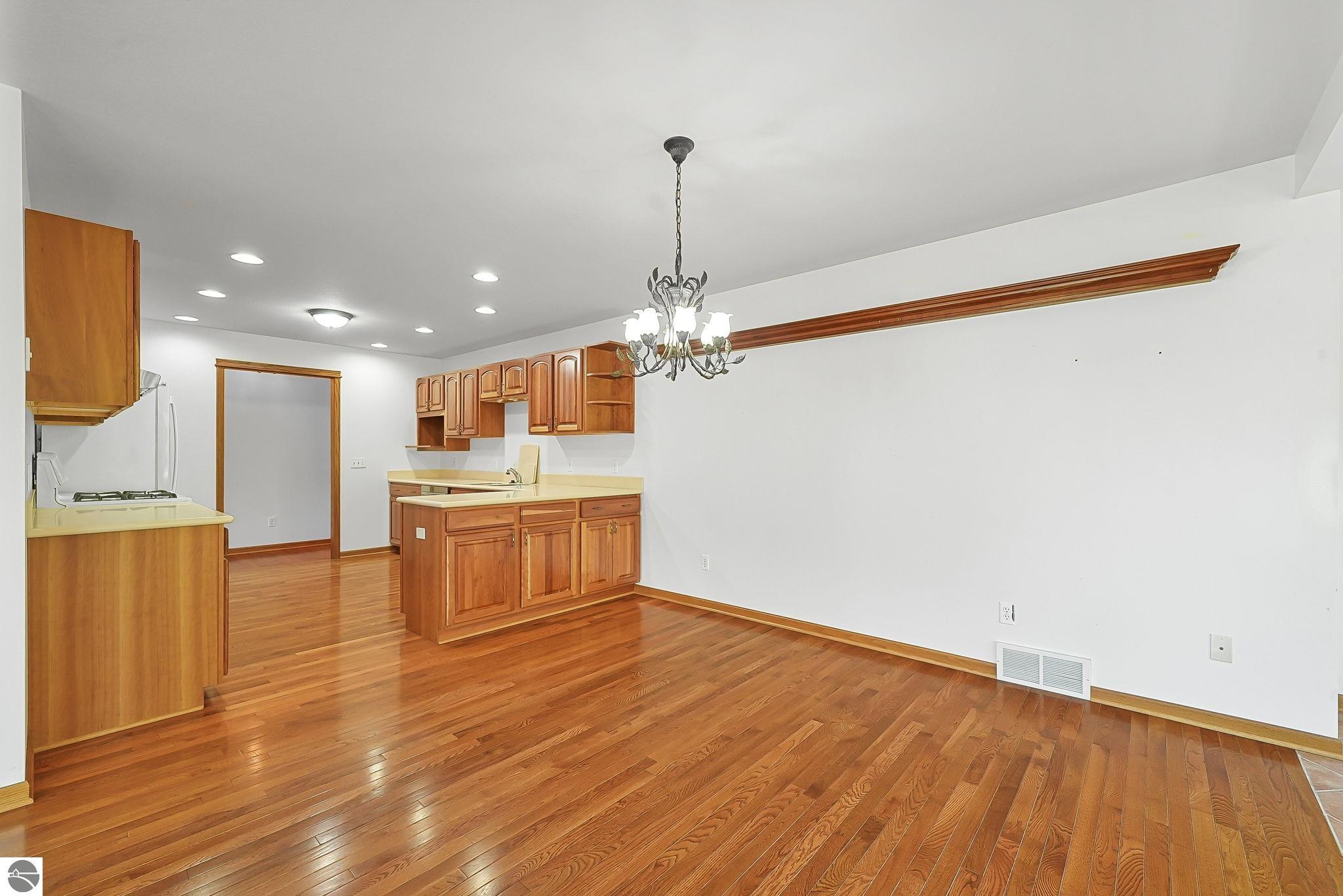 118 Davidsen Shores Drive # 17
