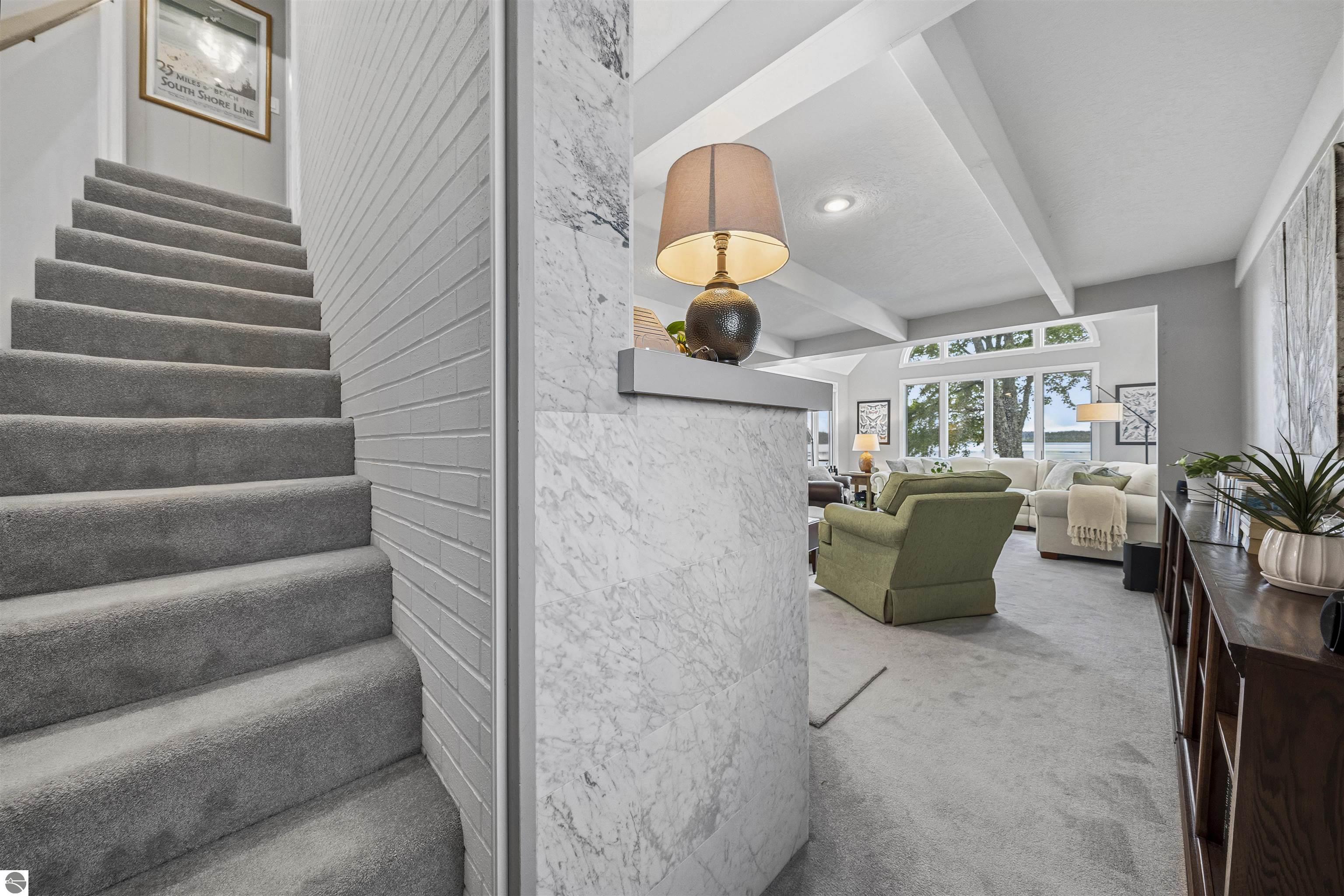 225 W Lake Drive