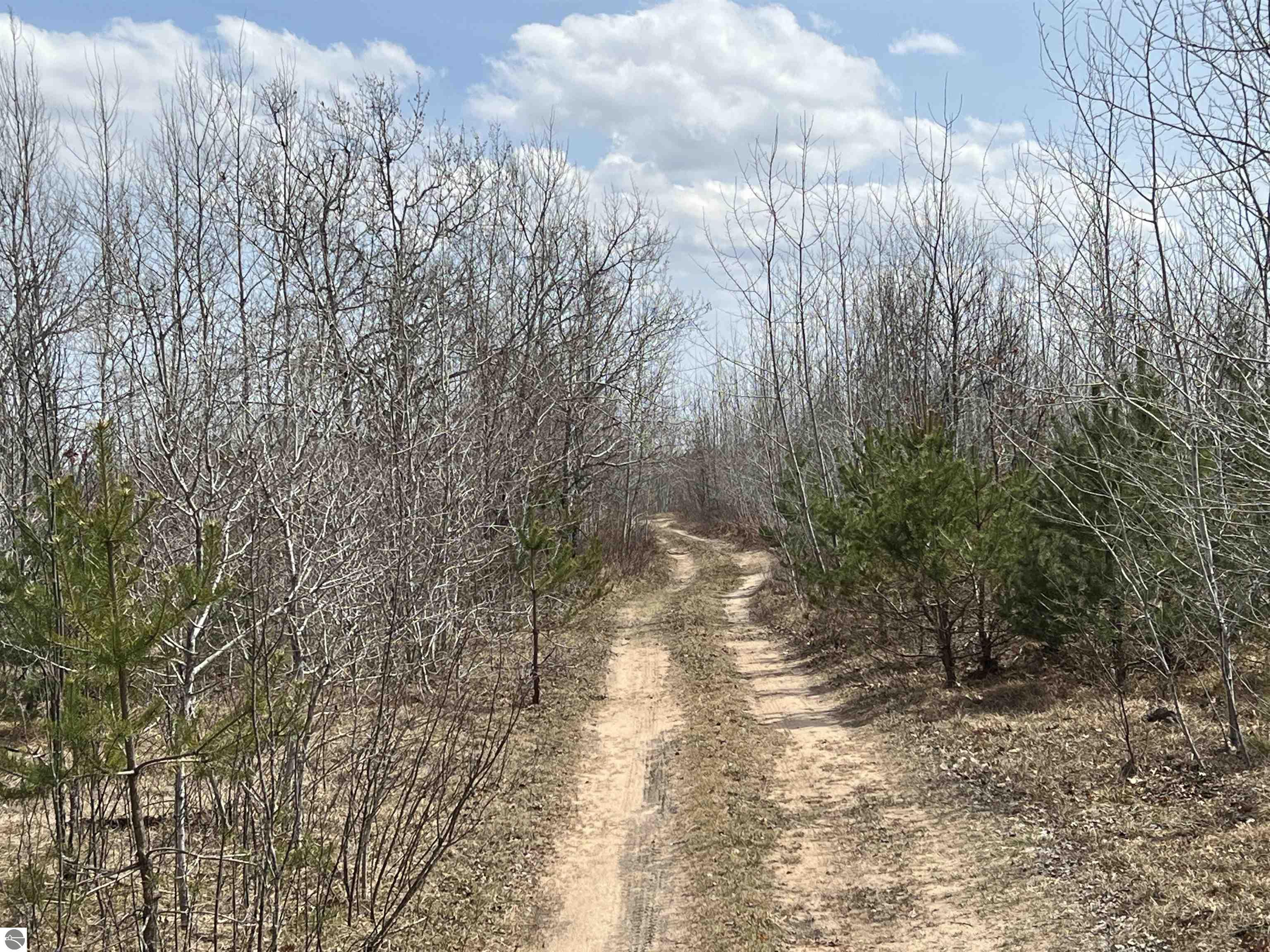 00 39 Road