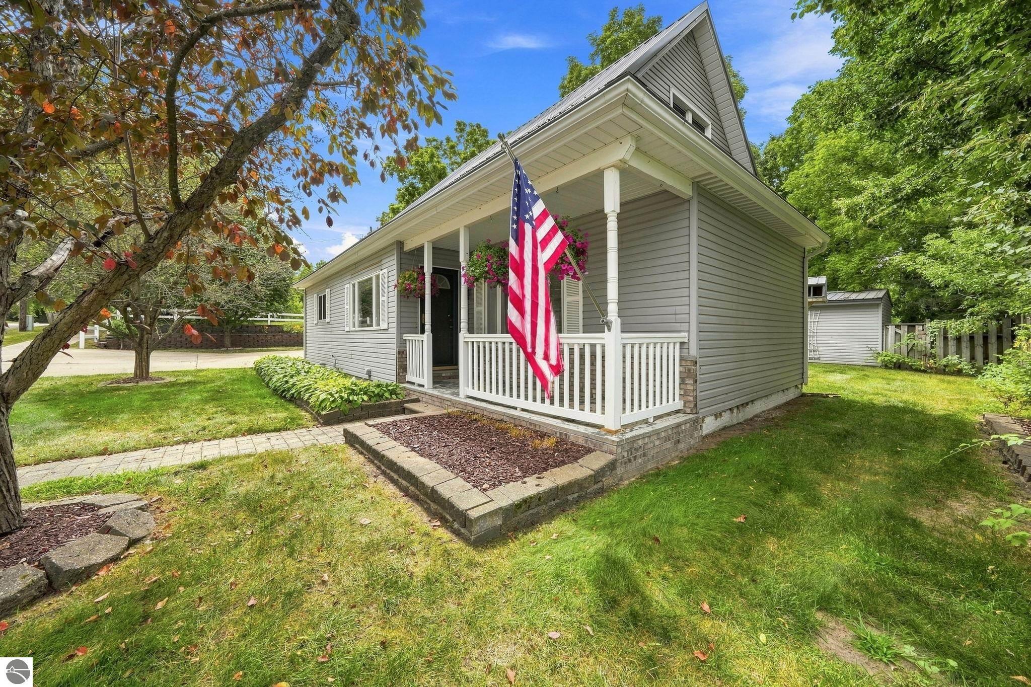 1126 Laurel Street