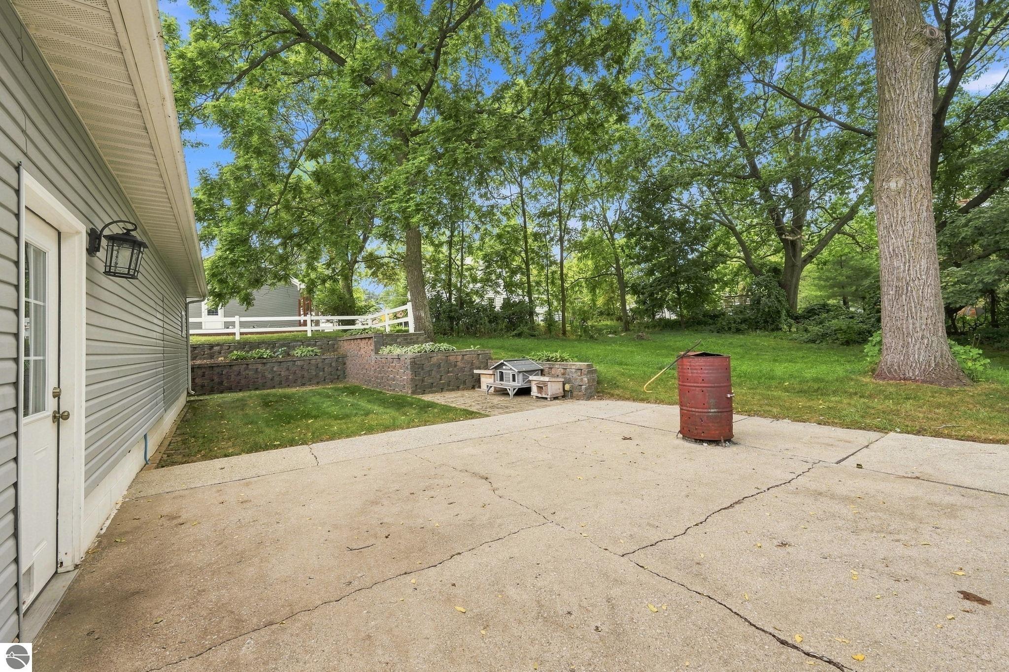 1126 Laurel Street