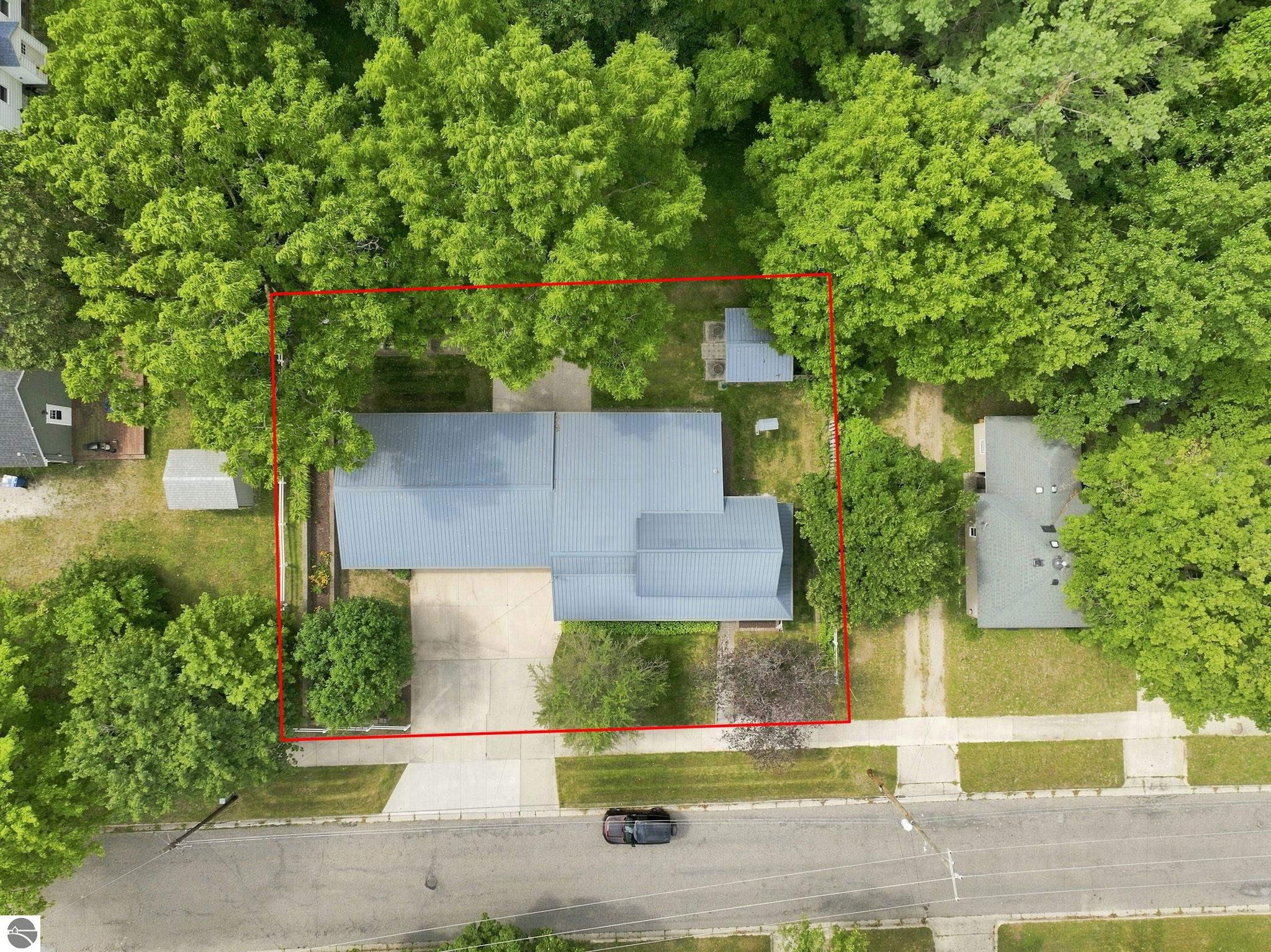 1126 Laurel Street