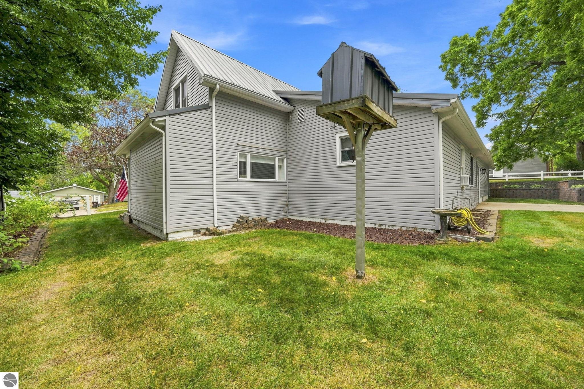 1126 Laurel Street