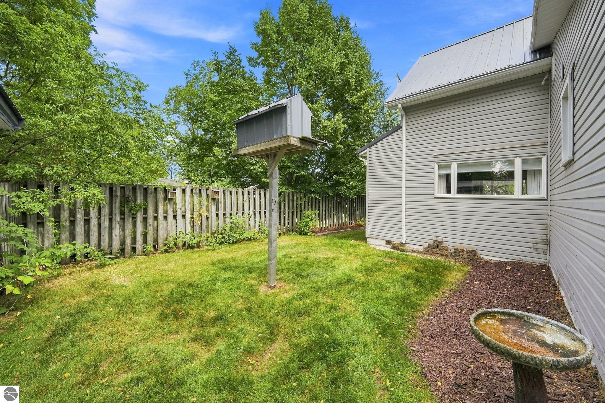 1126 Laurel Street