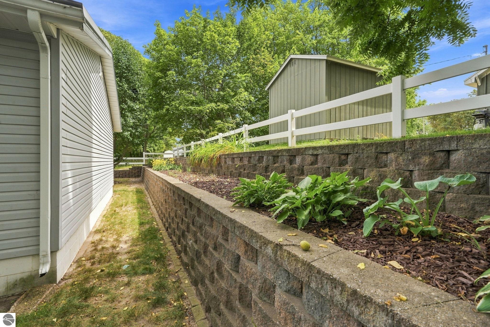 1126 Laurel Street