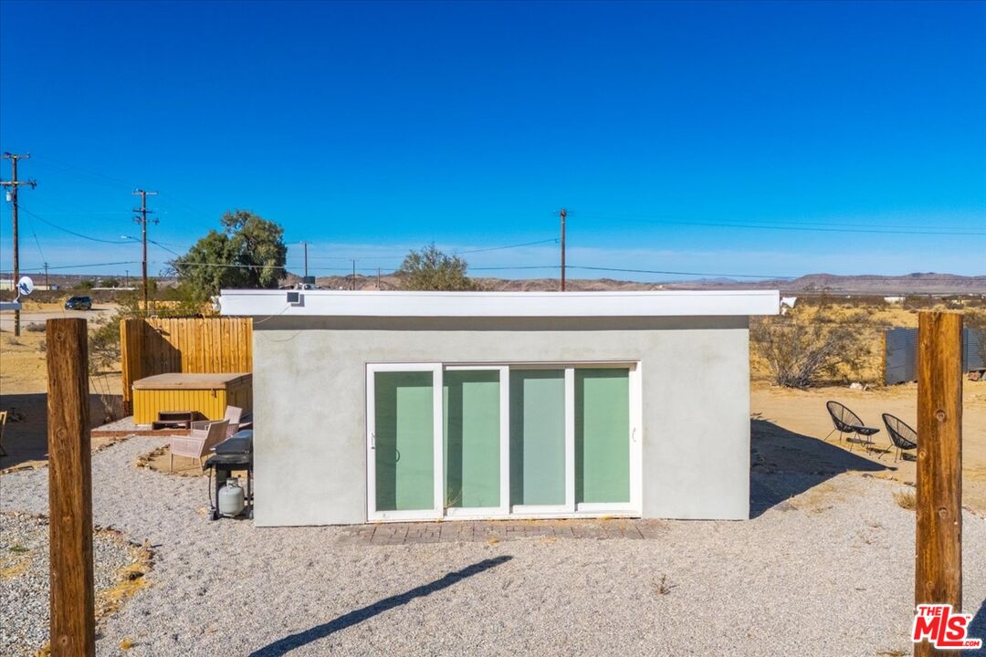 5737 Mojave Ranch Rd