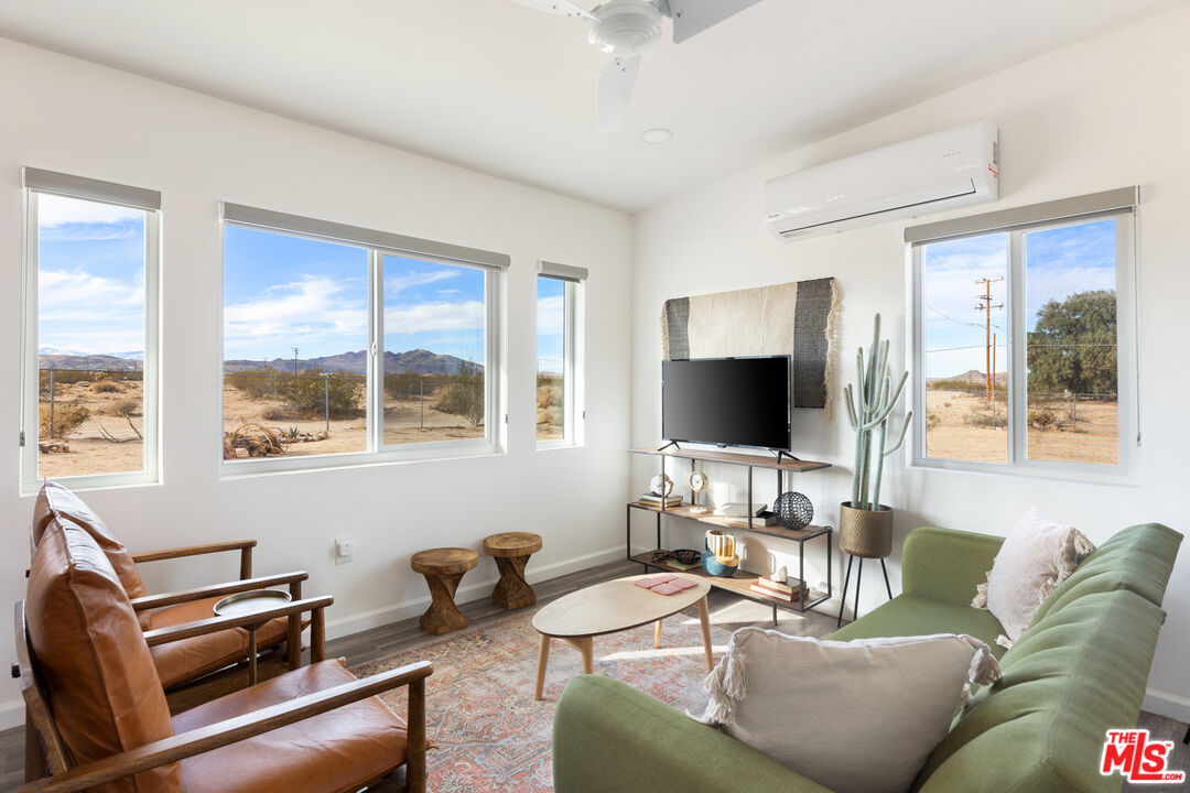 5737 Mojave Ranch Rd