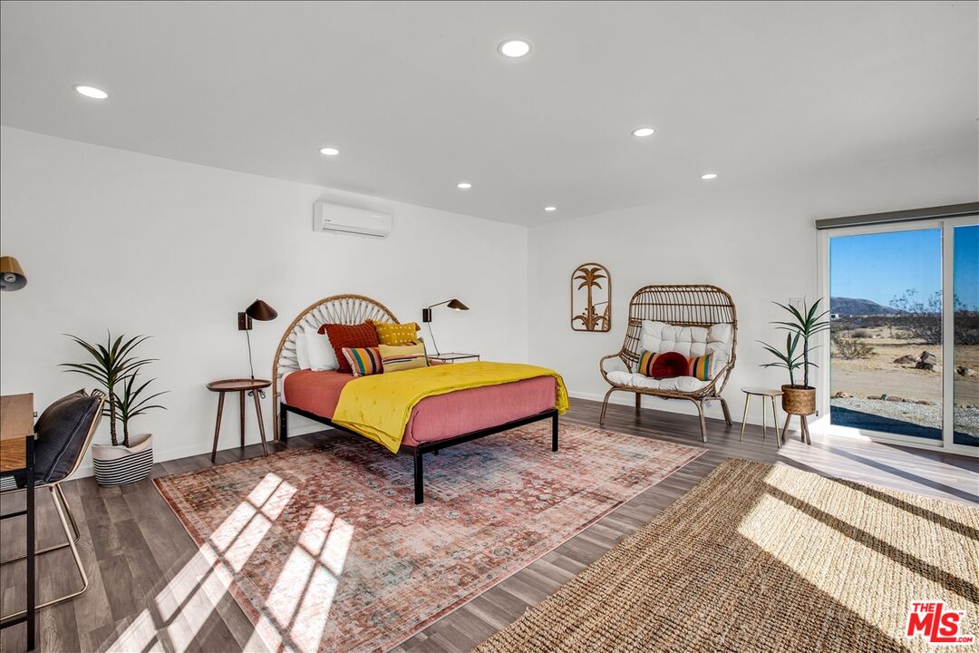 5737 Mojave Ranch Rd