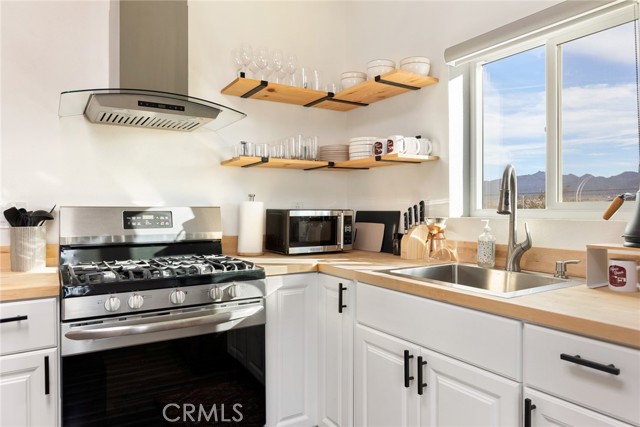 5737 Mojave Ranch RD