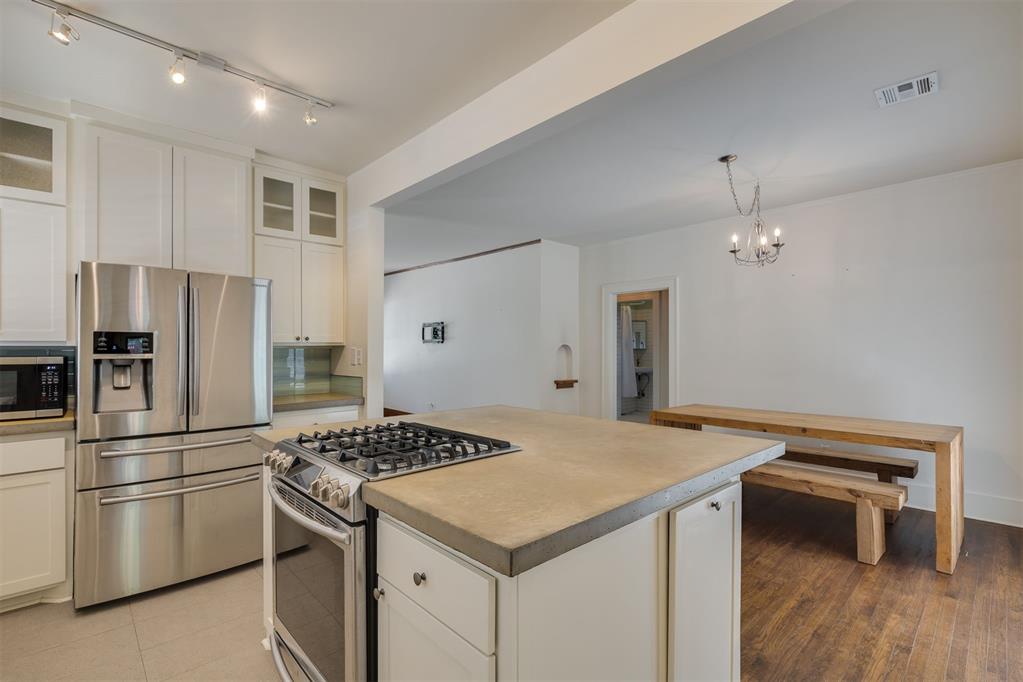 1134 NW 40th Street