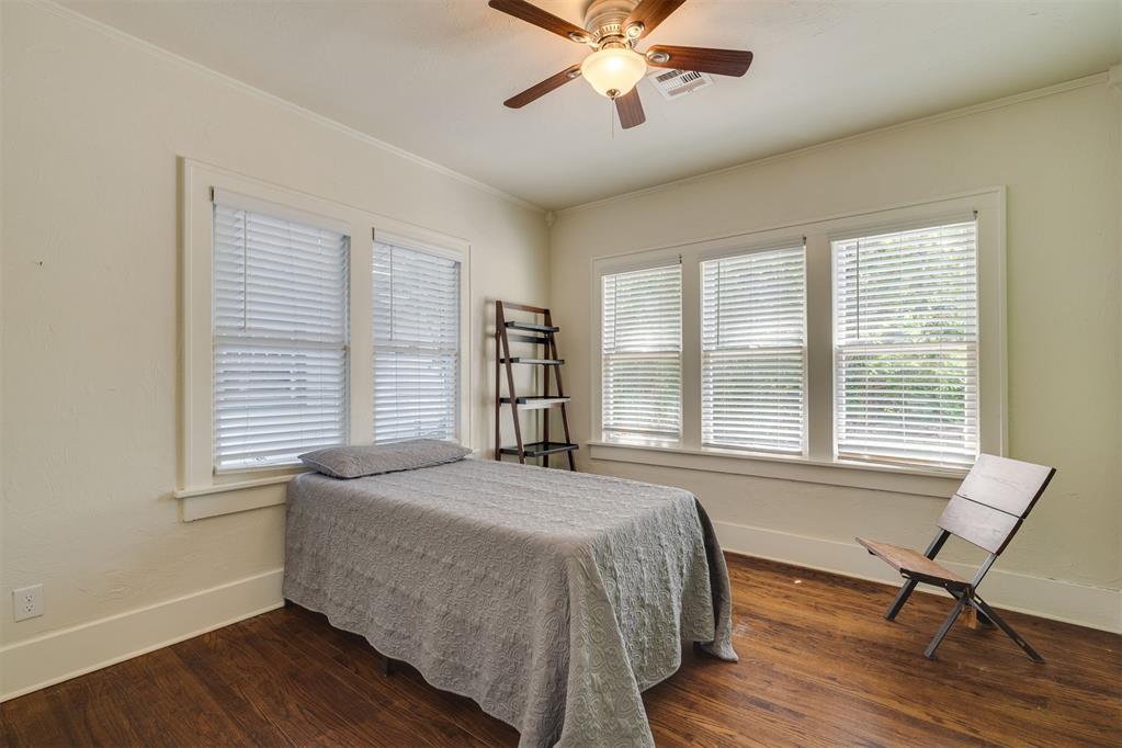1134 NW 40th Street