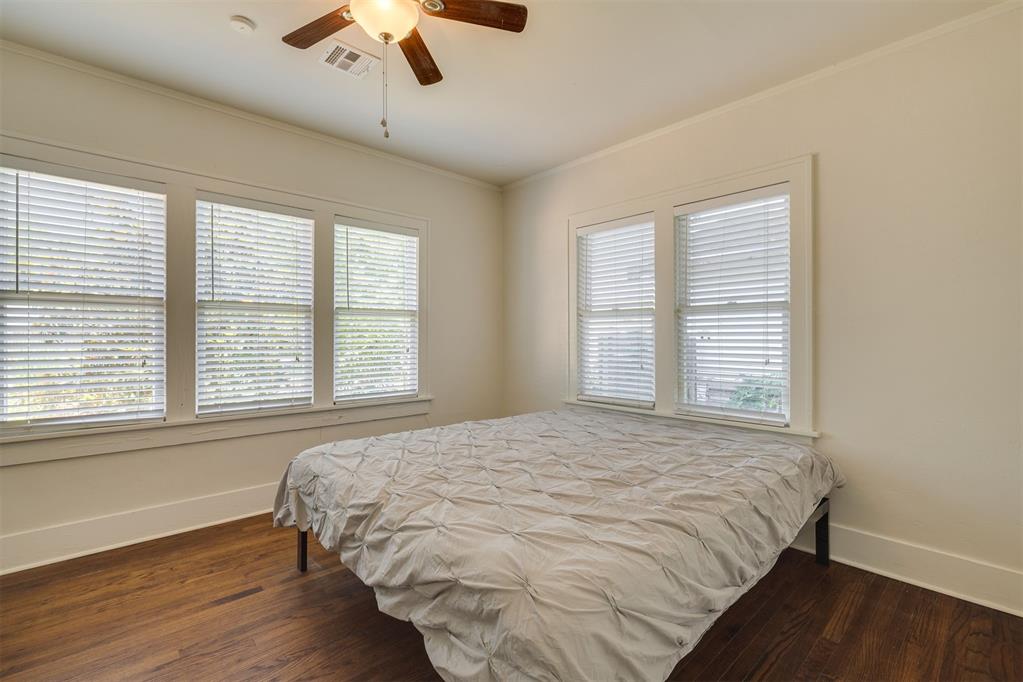 1134 NW 40th Street