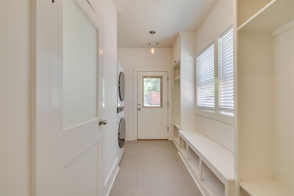 1134 NW 40th Street