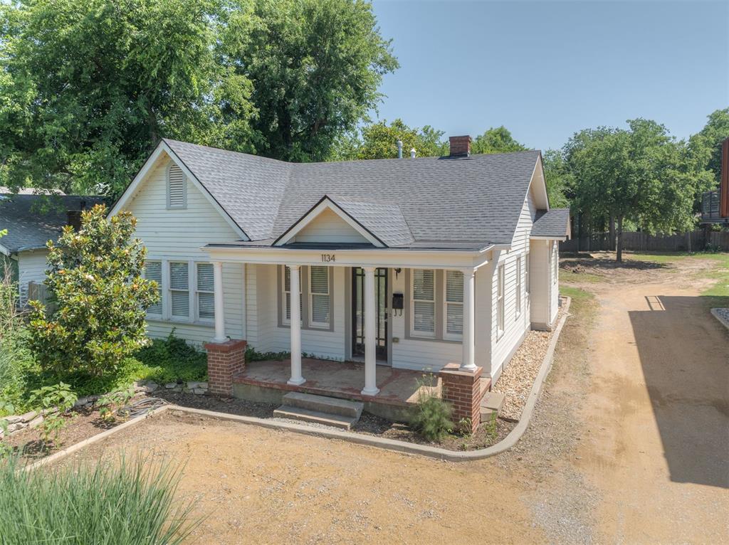 1134 NW 40th Street